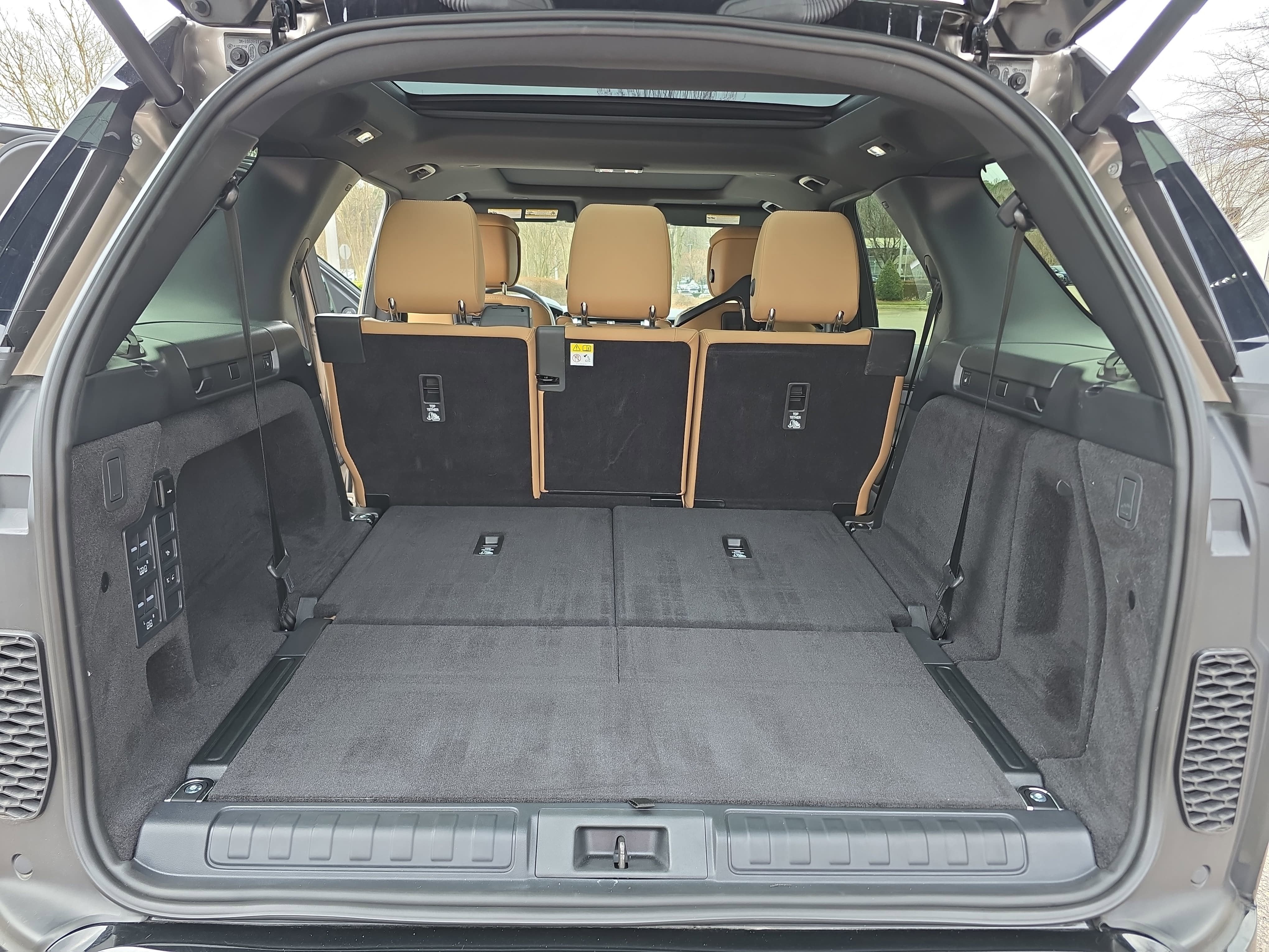 2025 Land Rover Discovery Dynamic SE