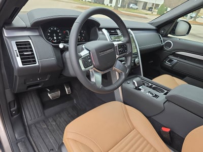 2025 Land Rover Discovery Dynamic SE