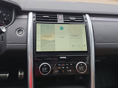 2025 Land Rover Discovery Dynamic SE