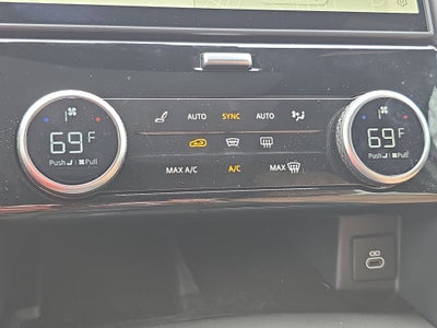 2025 Land Rover Discovery Dynamic SE