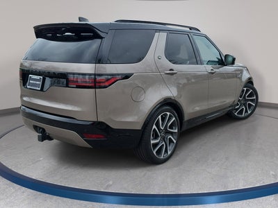 2025 Land Rover Discovery Dynamic SE