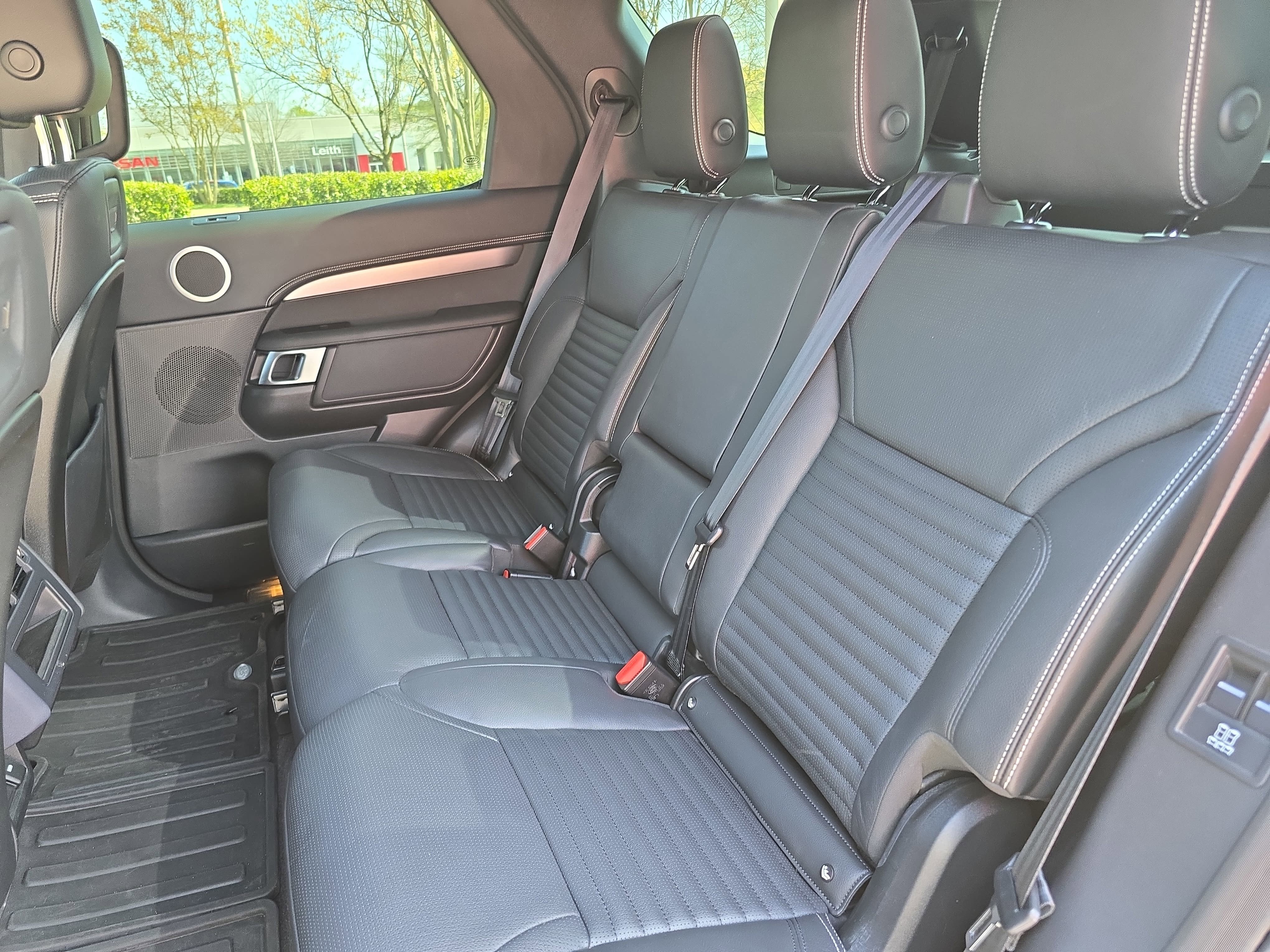 2022 Land Rover Discovery S R-Dynamic