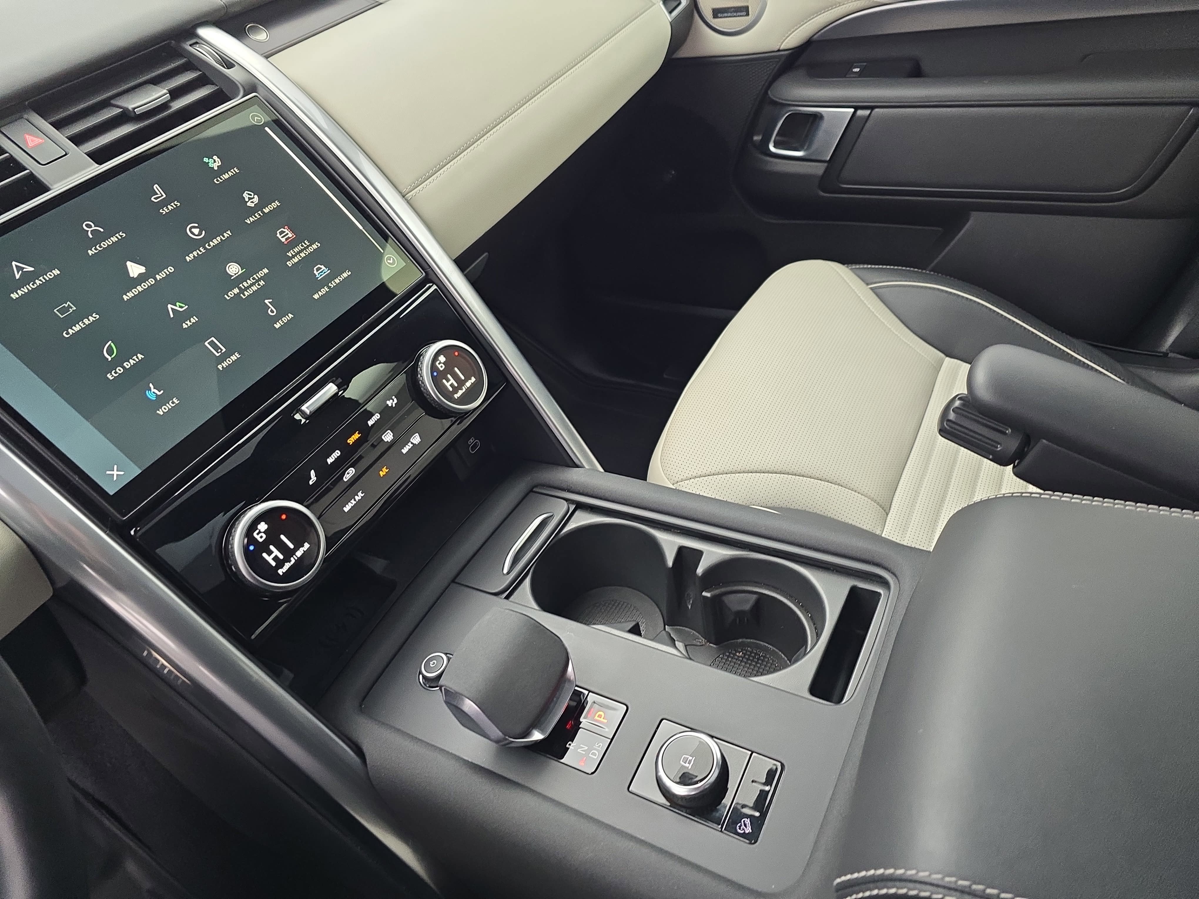 2024 Land Rover Discovery Metropolitan Edition