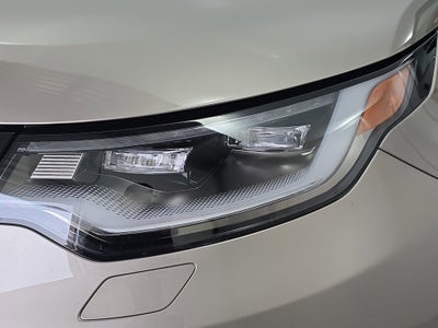 2024 Land Rover Discovery Metropolitan Edition