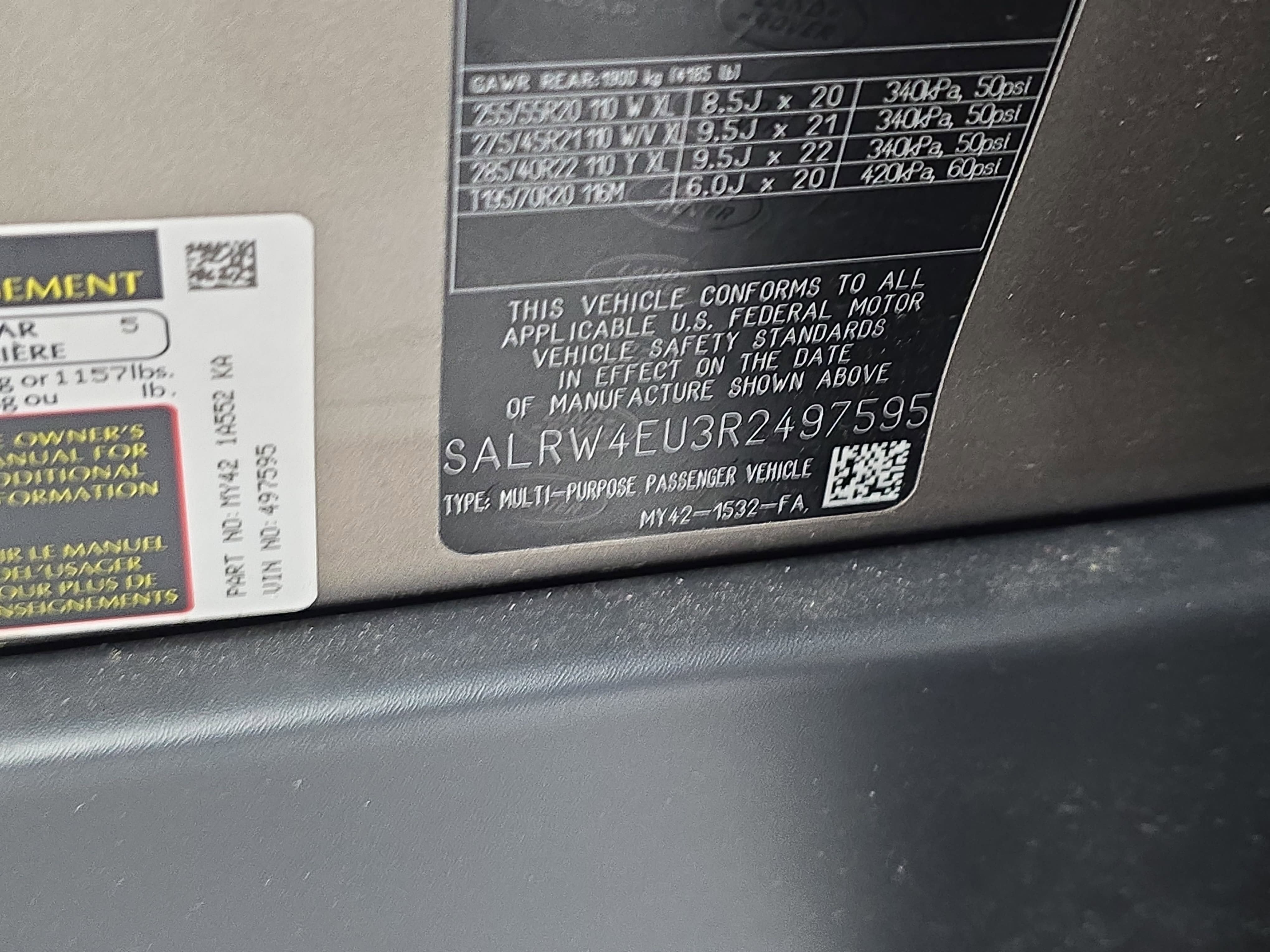 2024 Land Rover Discovery Metropolitan Edition