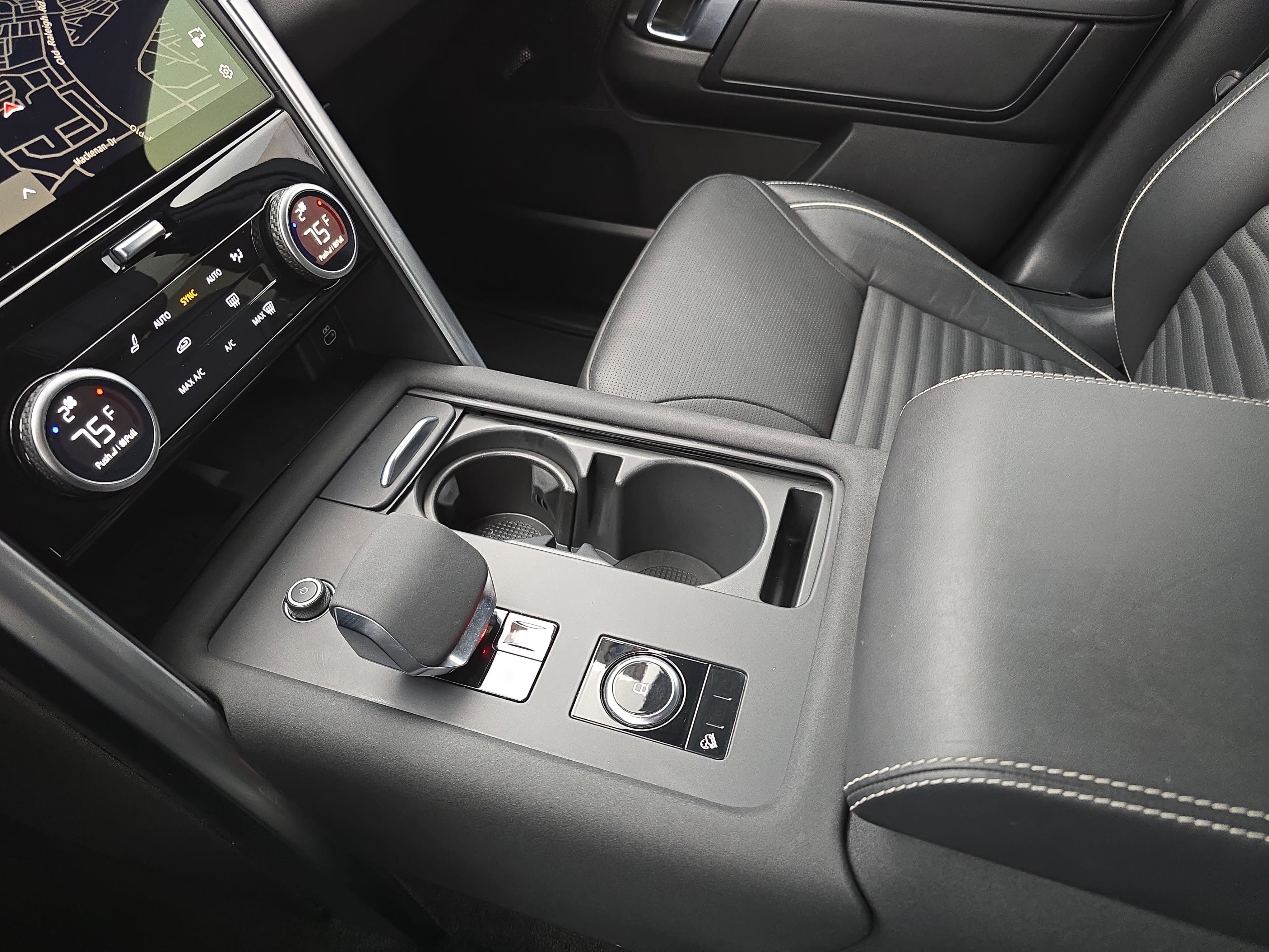 2024 Land Rover Discovery Metropolitan Edition