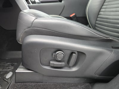 2024 Land Rover Discovery Metropolitan Edition