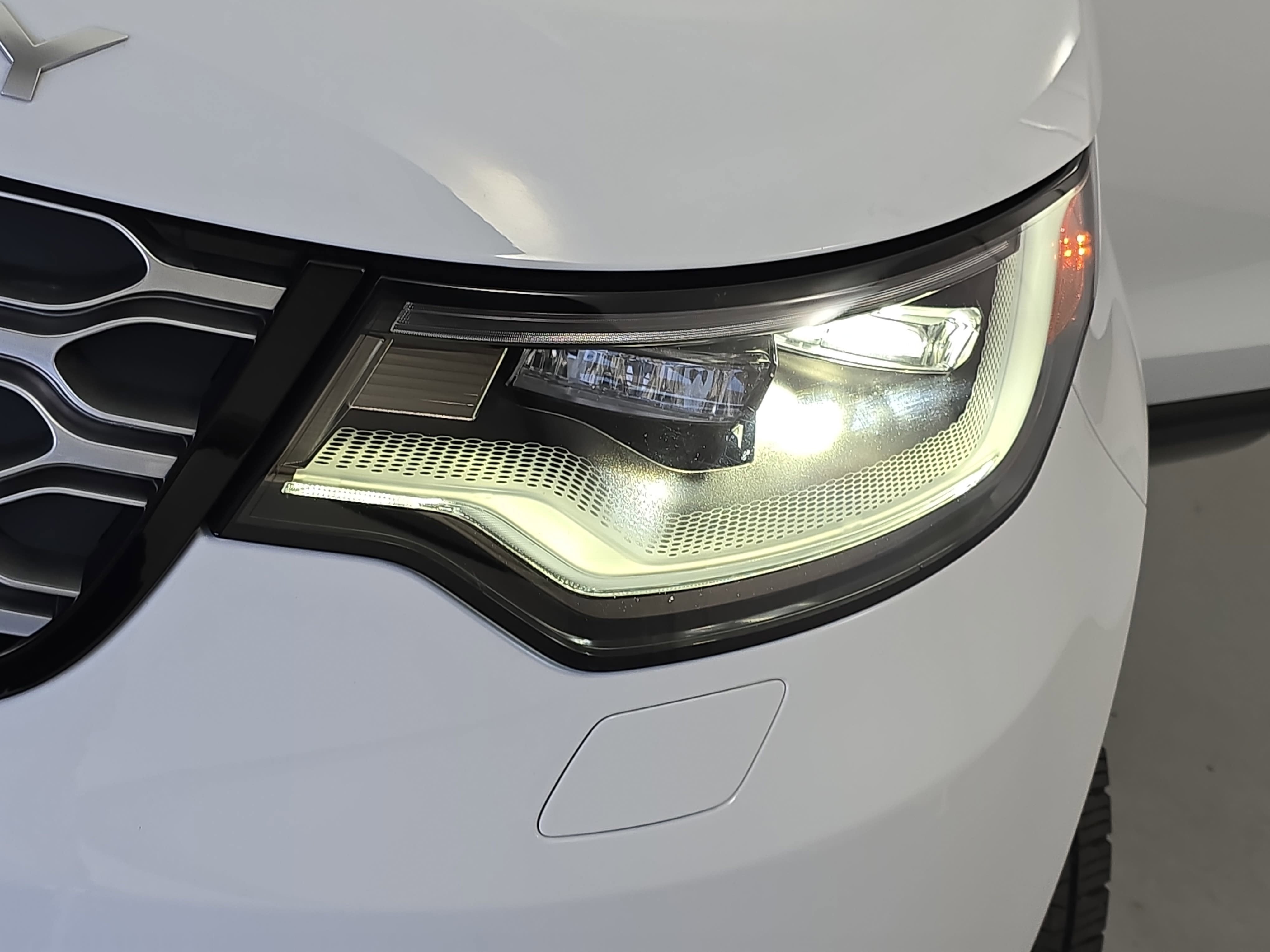 2024 Land Rover Discovery Metropolitan Edition