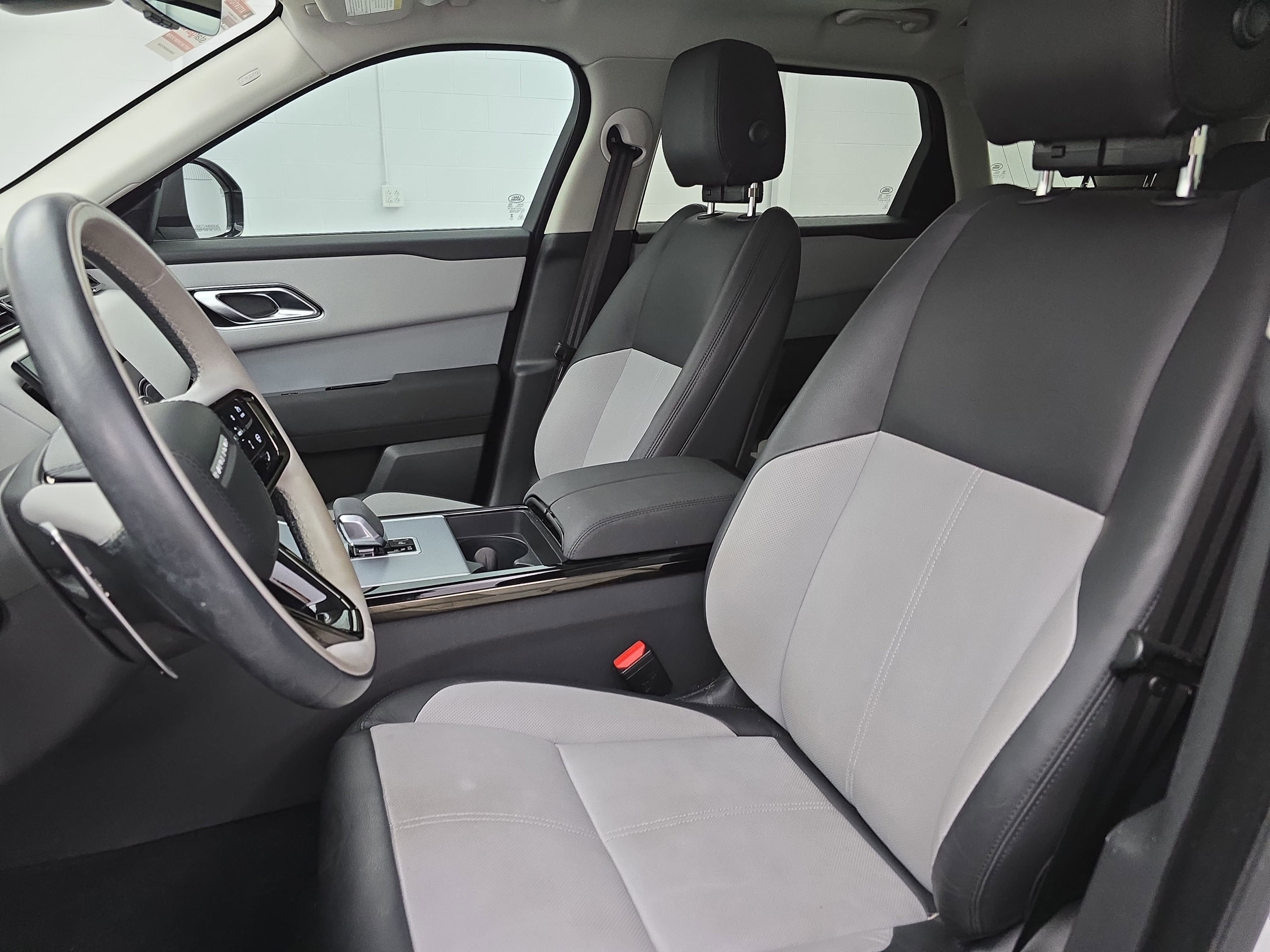 2025 Land Rover Range Rover Velar S