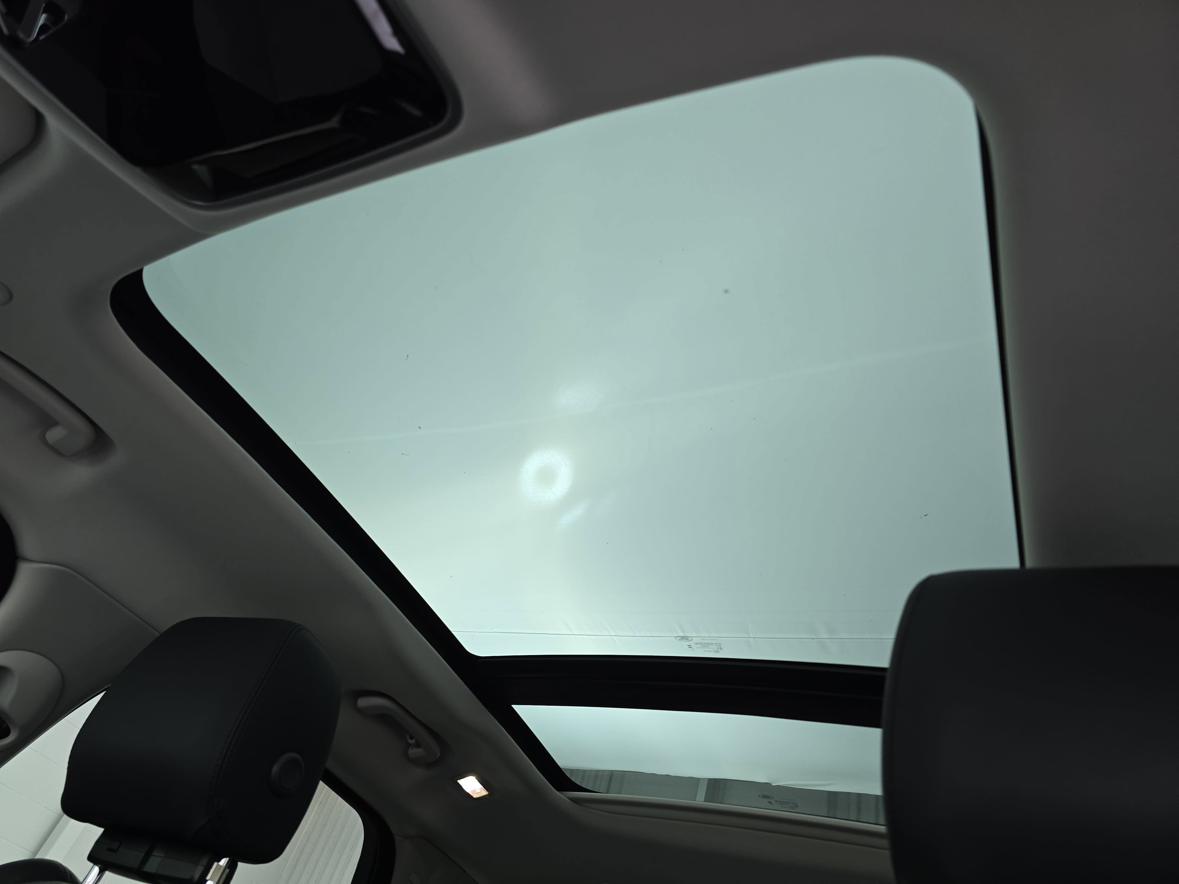 2025 Land Rover Range Rover Velar S