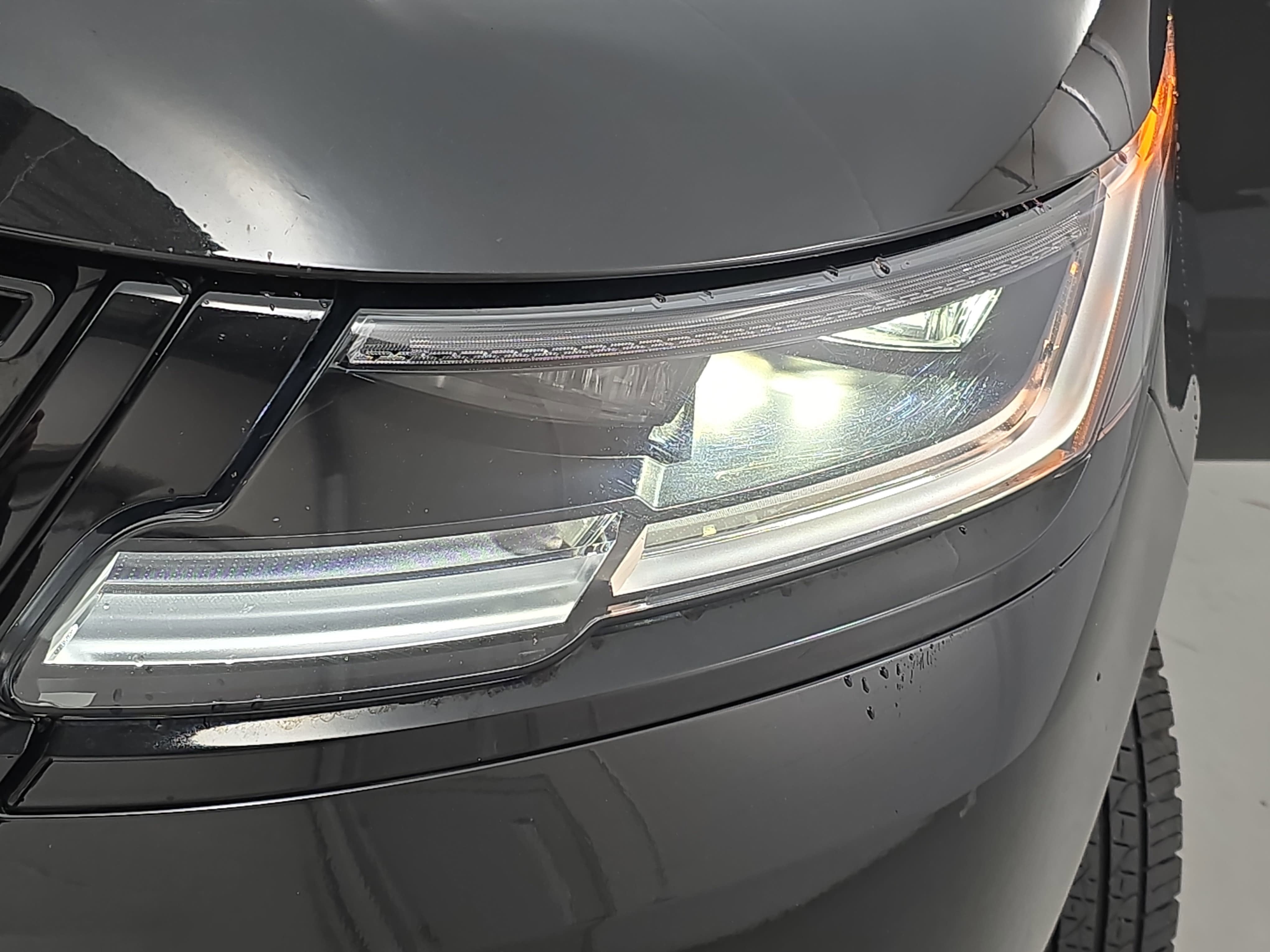 2025 Land Rover Range Rover Velar S