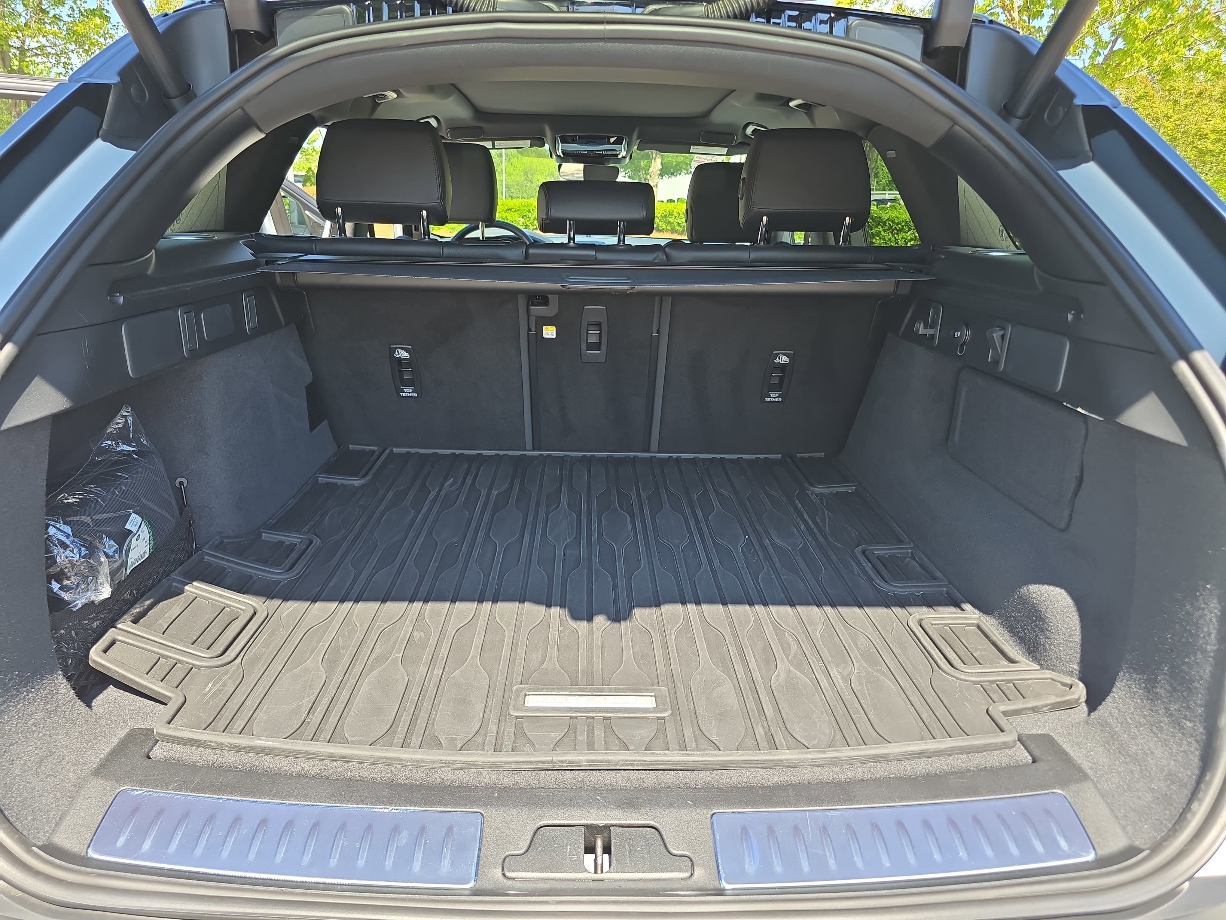 2025 Land Rover Range Rover Velar S