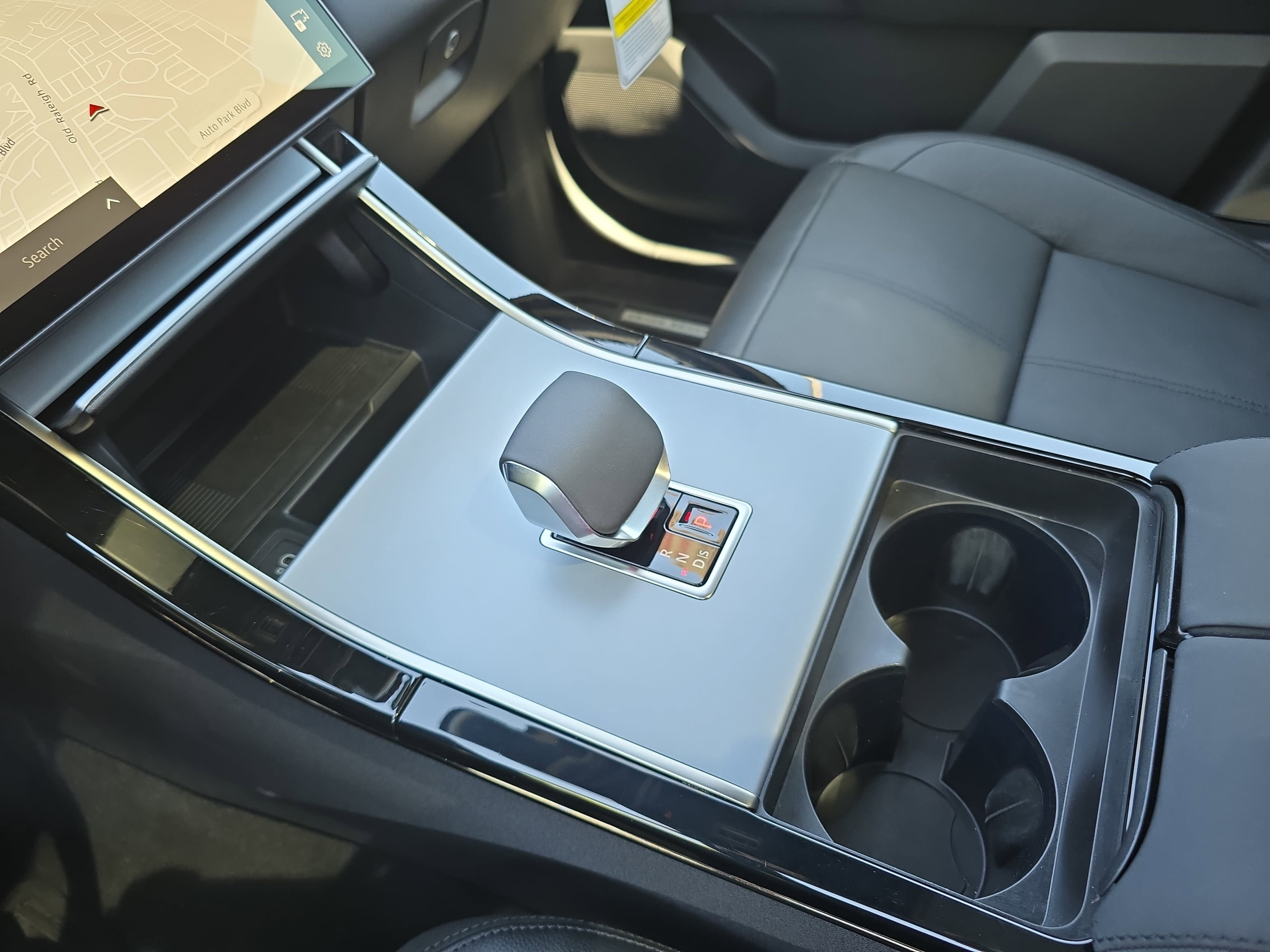 2025 Land Rover Range Rover Velar S