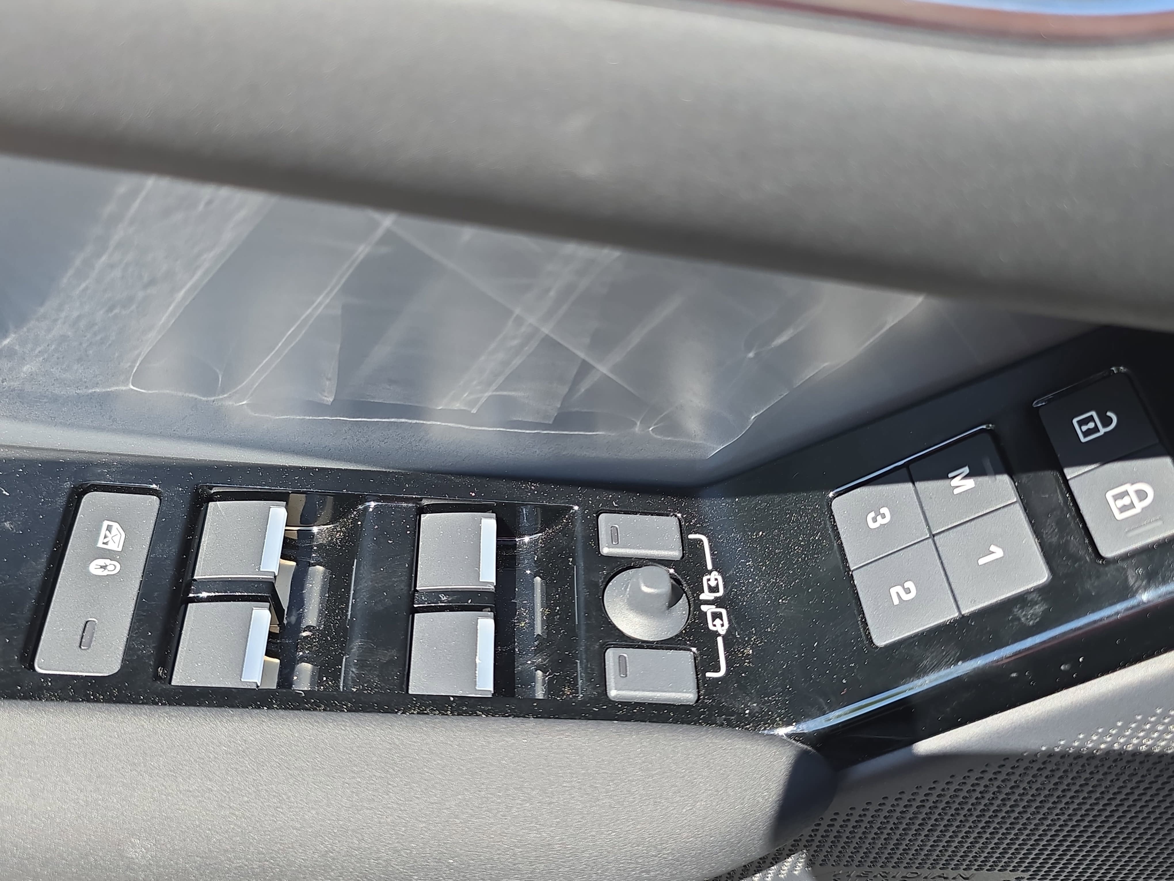 2025 Land Rover Range Rover Velar S