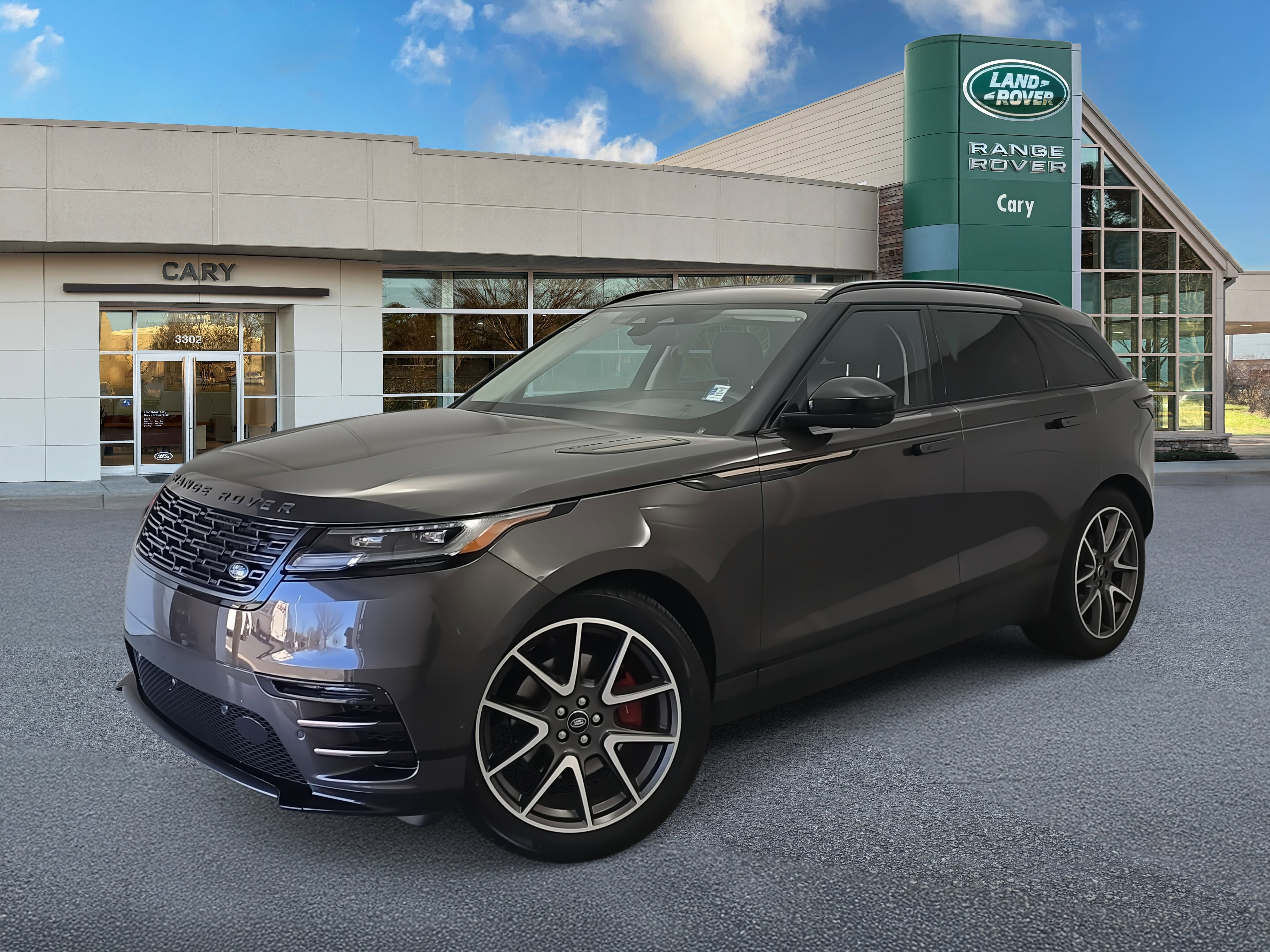 2025 Land Rover Range Rover Velar Dynamic SE