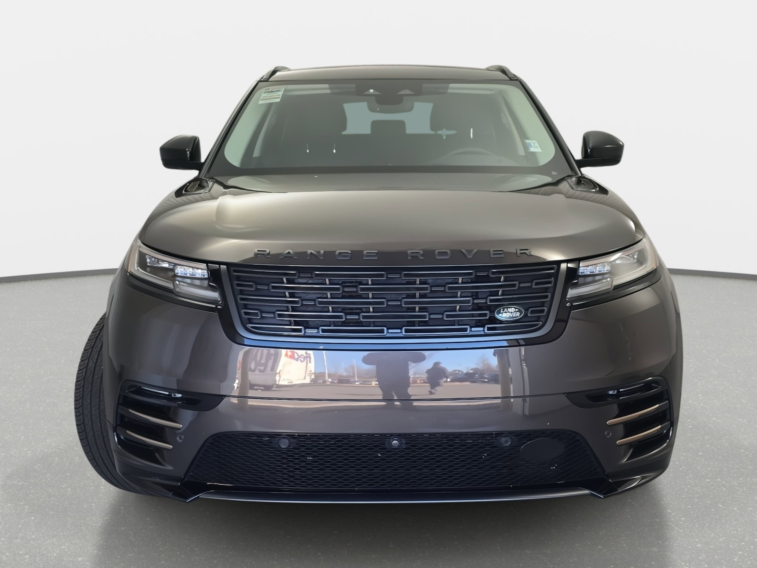 2025 Land Rover Range Rover Velar Dynamic SE