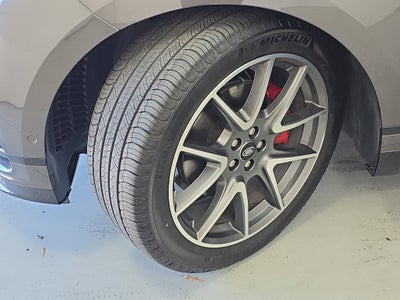 2025 Land Rover Range Rover Velar Dynamic SE