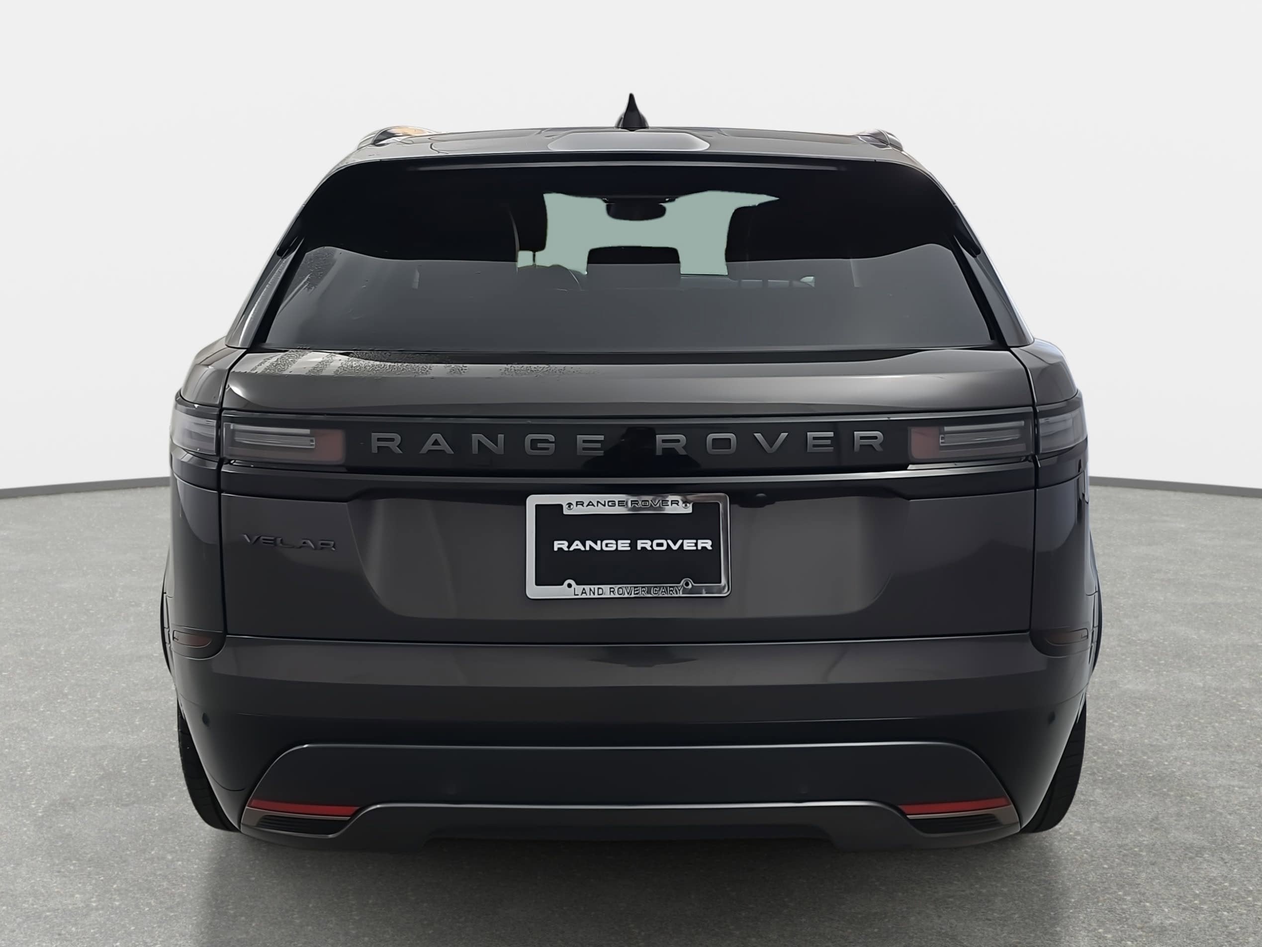 2025 Land Rover Range Rover Velar Dynamic SE