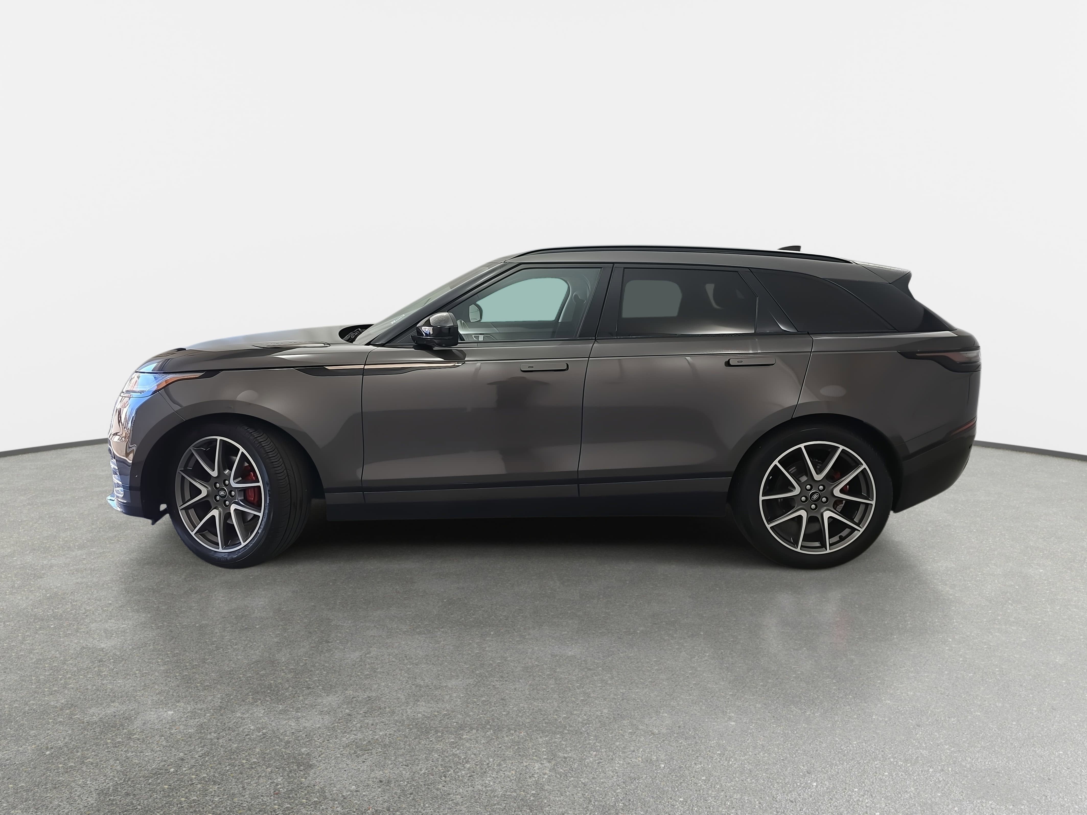 2025 Land Rover Range Rover Velar Dynamic SE