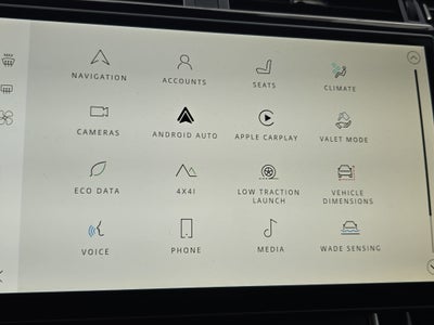 2025 Land Rover Range Rover Velar Dynamic SE