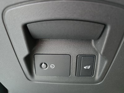 2025 Land Rover Range Rover Velar Dynamic SE