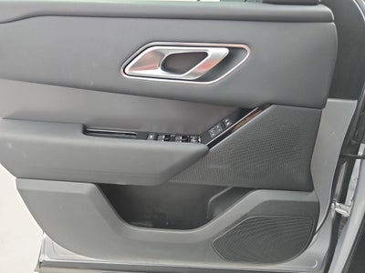 2025 Land Rover Range Rover Velar Dynamic SE