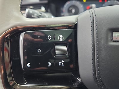 2025 Land Rover Range Rover Velar Dynamic SE