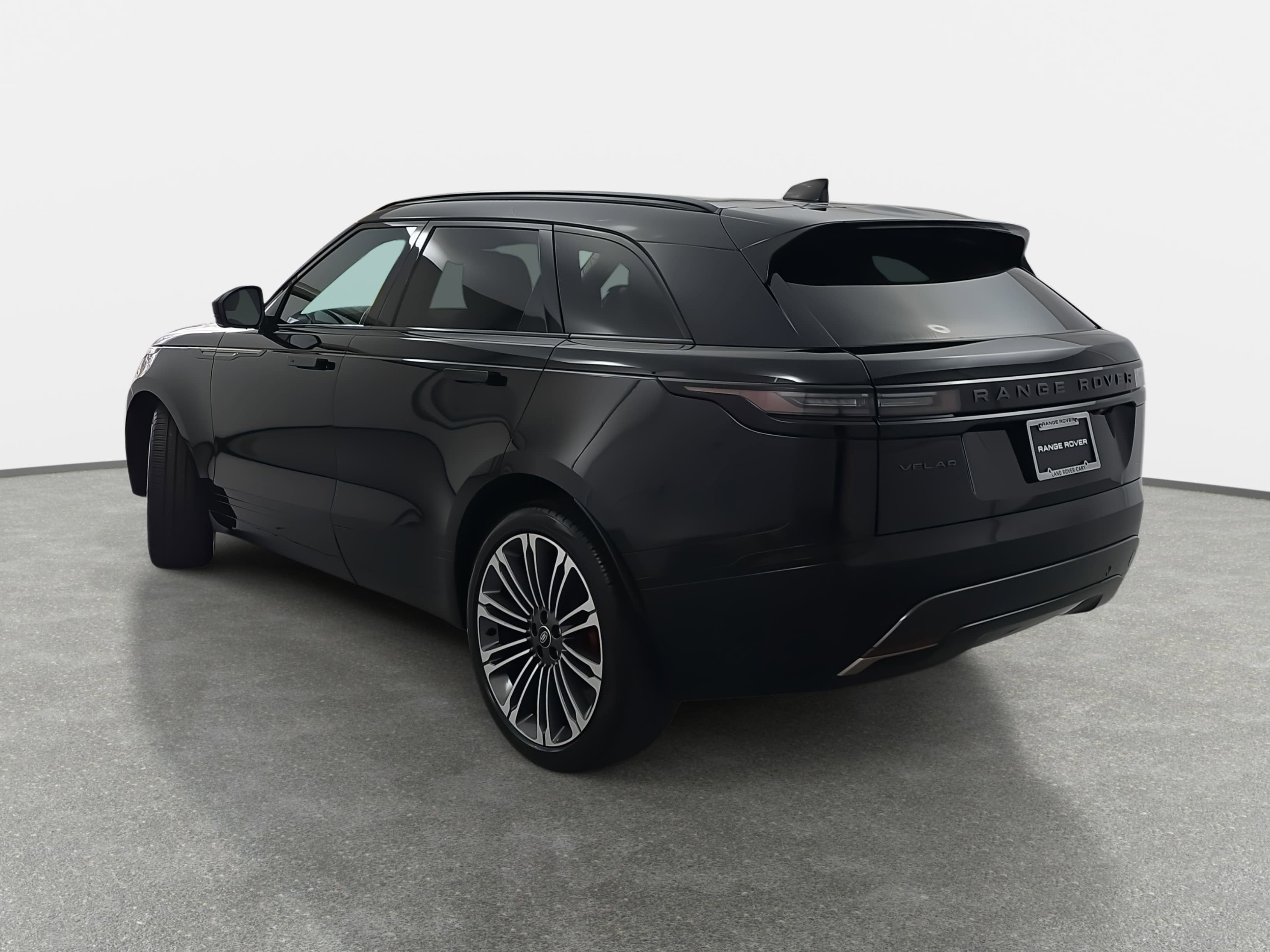 2025 Land Rover Range Rover Velar Dynamic SE
