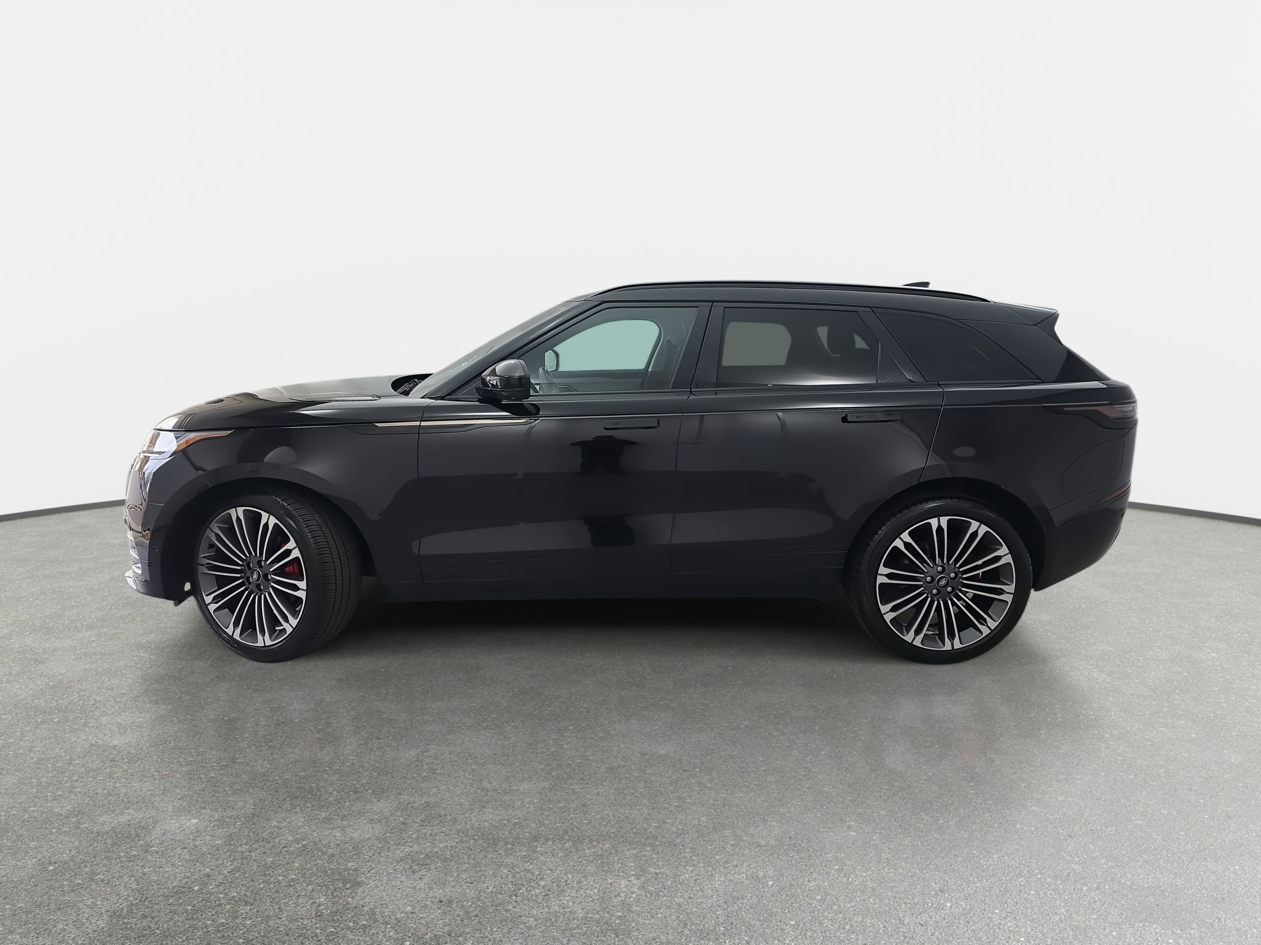 2025 Land Rover Range Rover Velar Dynamic SE