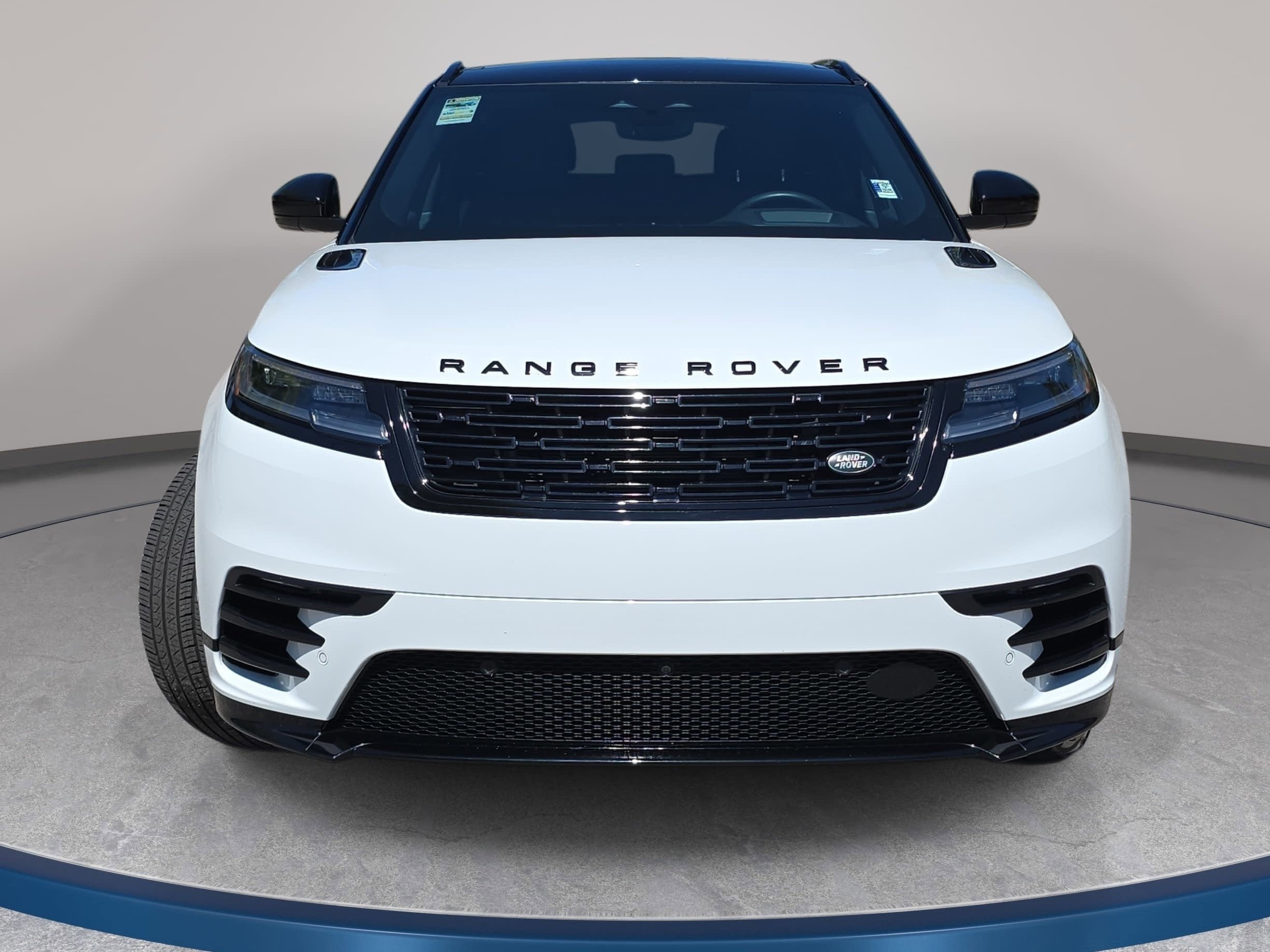2025 Land Rover Range Rover Velar Dynamic HSE