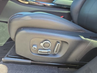 2025 Land Rover Range Rover Velar Dynamic HSE