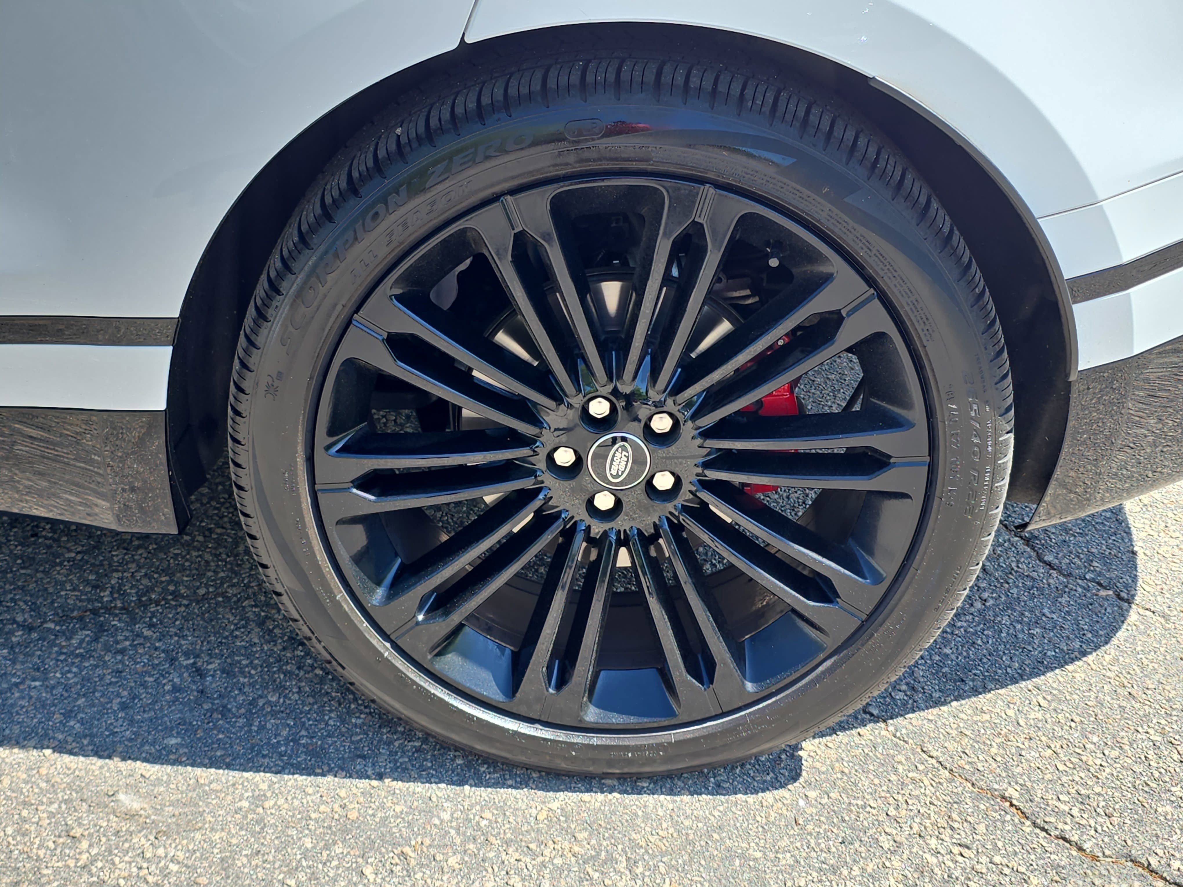2025 Land Rover Range Rover Velar Dynamic HSE