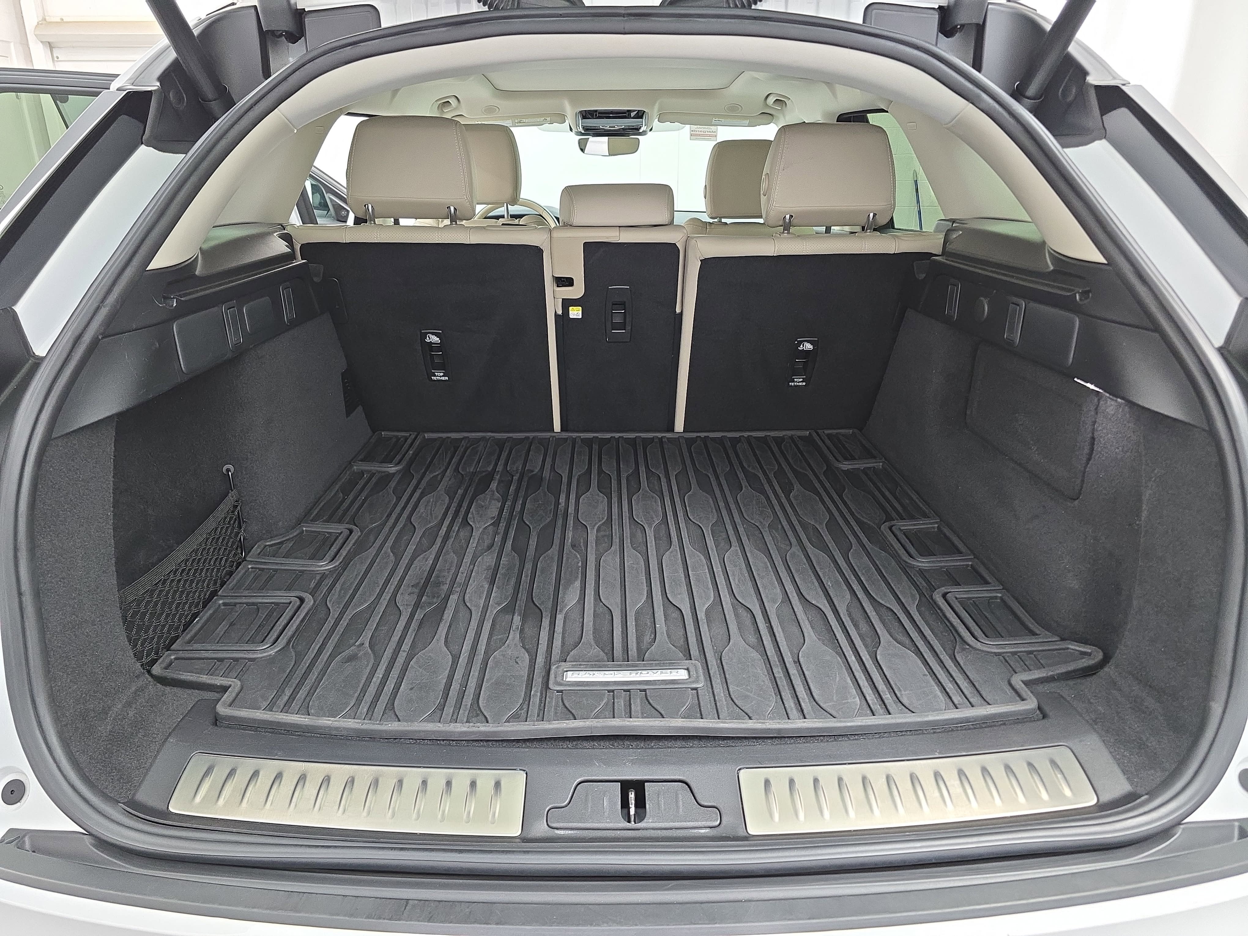 2023 Land Rover Range Rover Velar R-Dynamic S