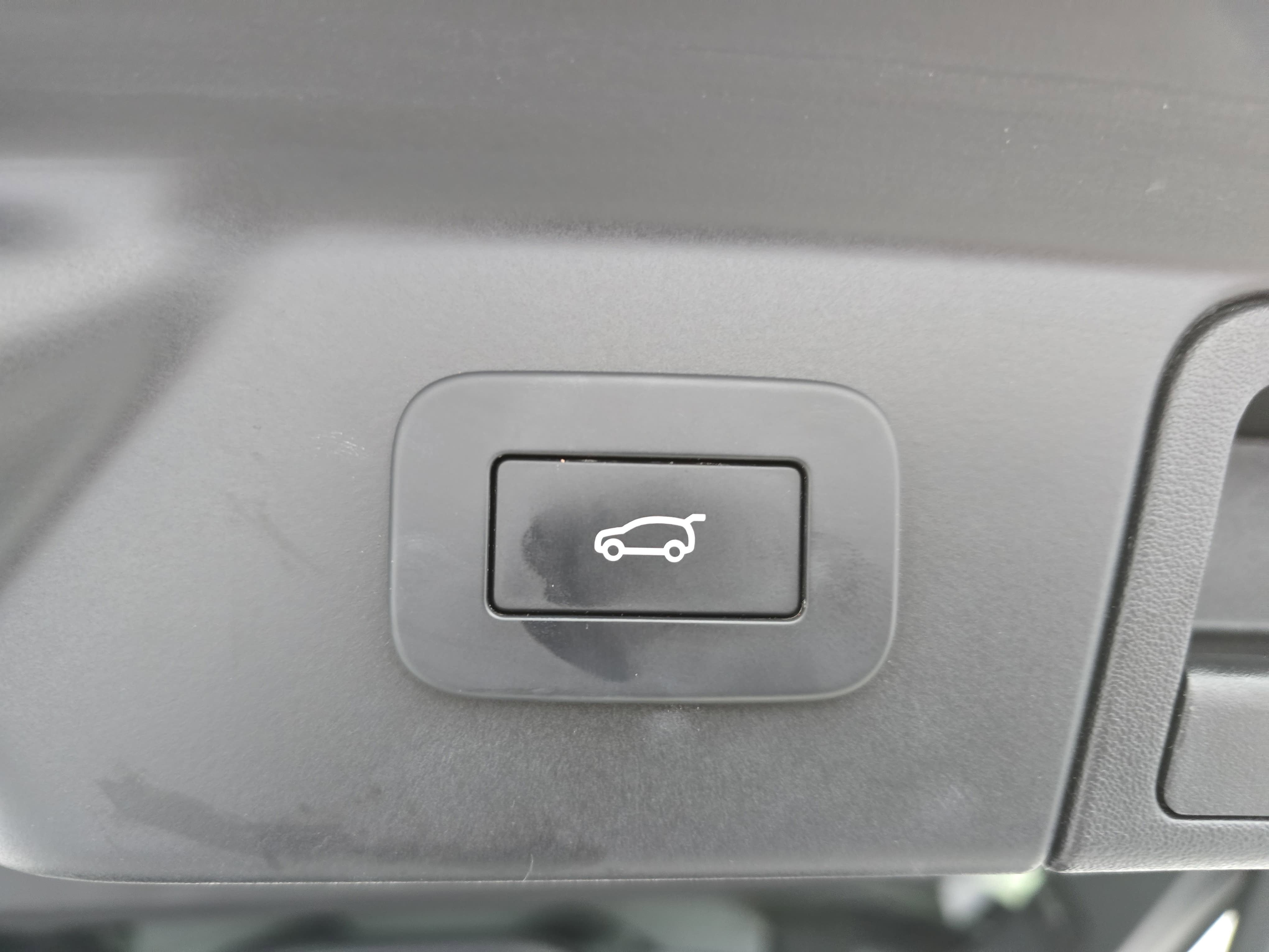 2023 Land Rover Range Rover Velar R-Dynamic S