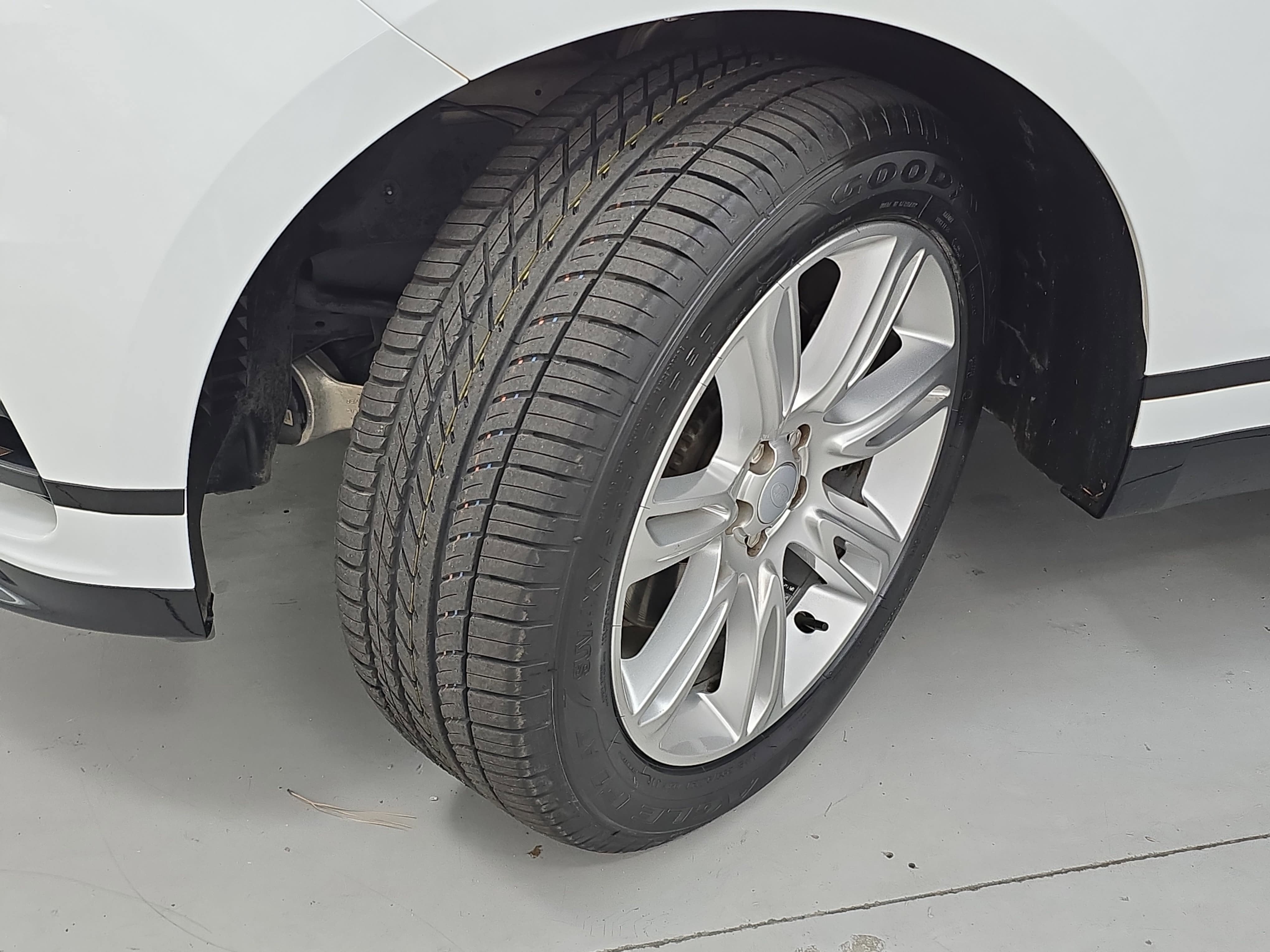 2023 Land Rover Range Rover Velar R-Dynamic S