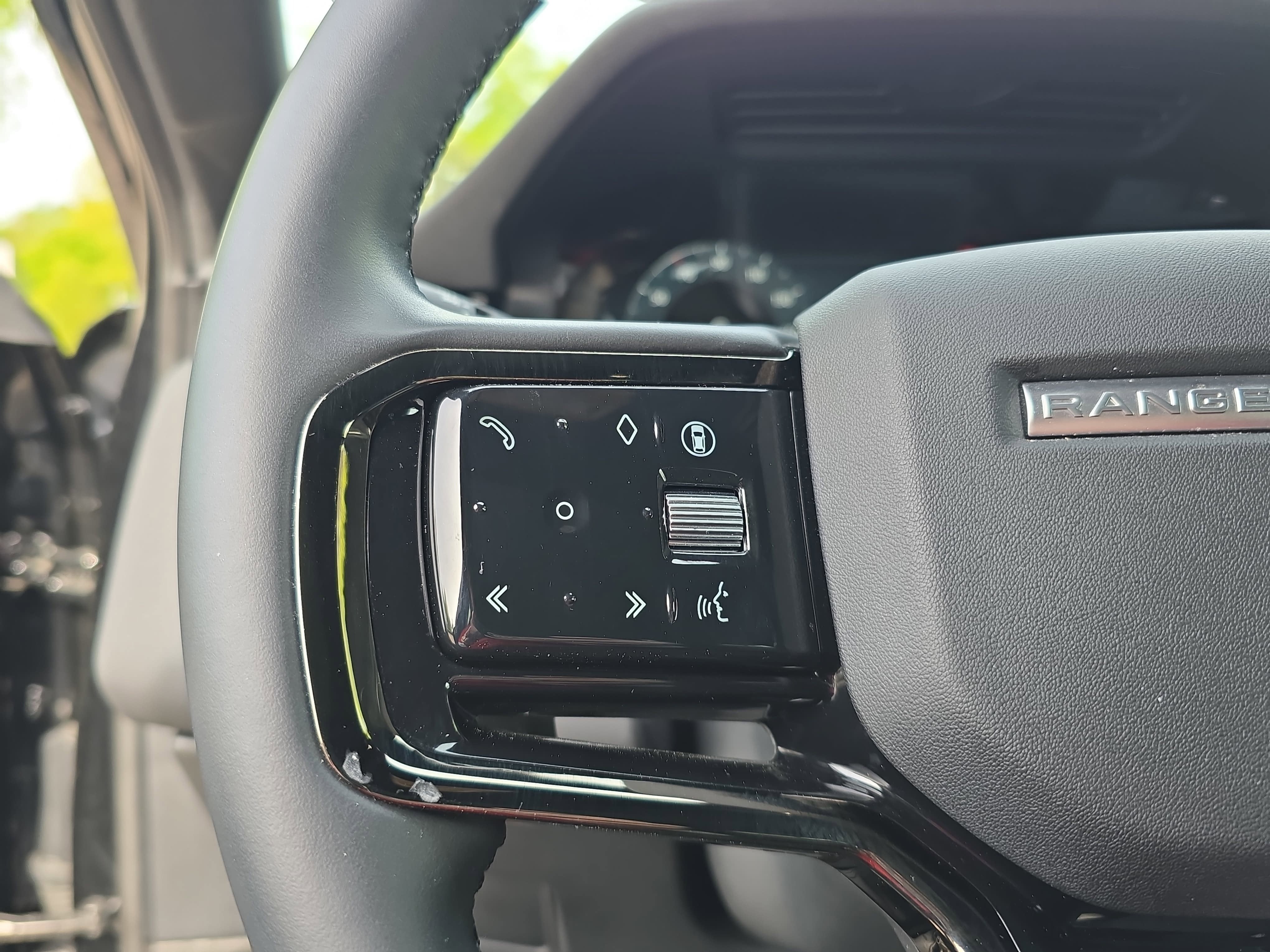 2024 Land Rover Range Rover Evoque Core S