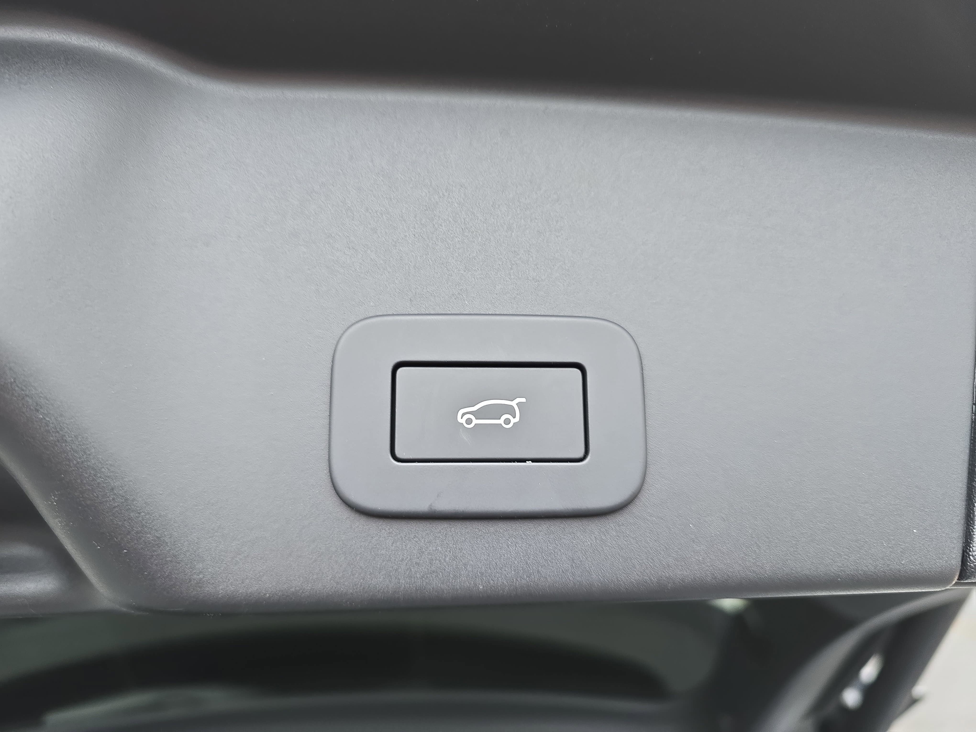 2025 Land Rover Range Rover Evoque Core S