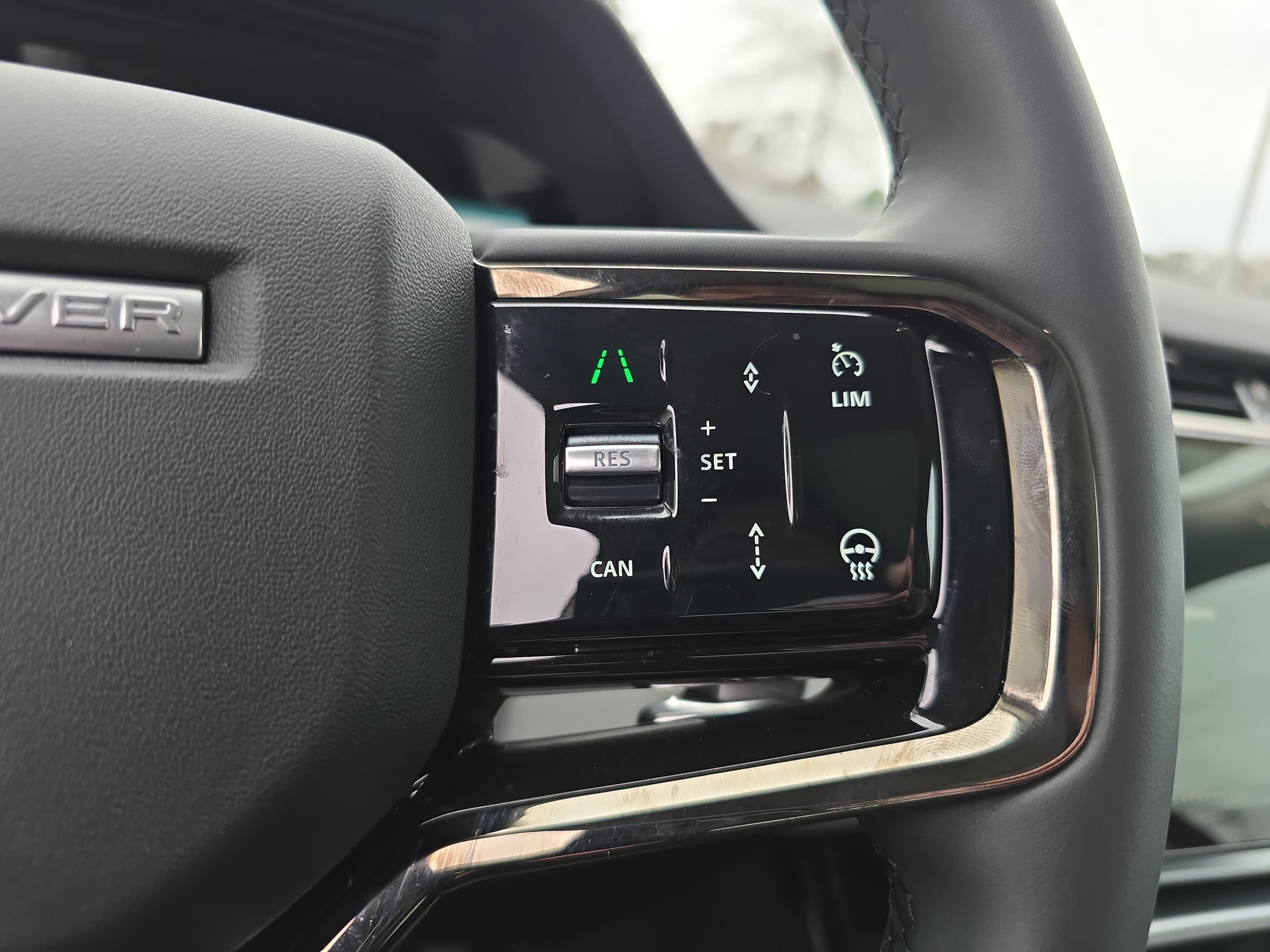 2025 Land Rover Range Rover Evoque Core S