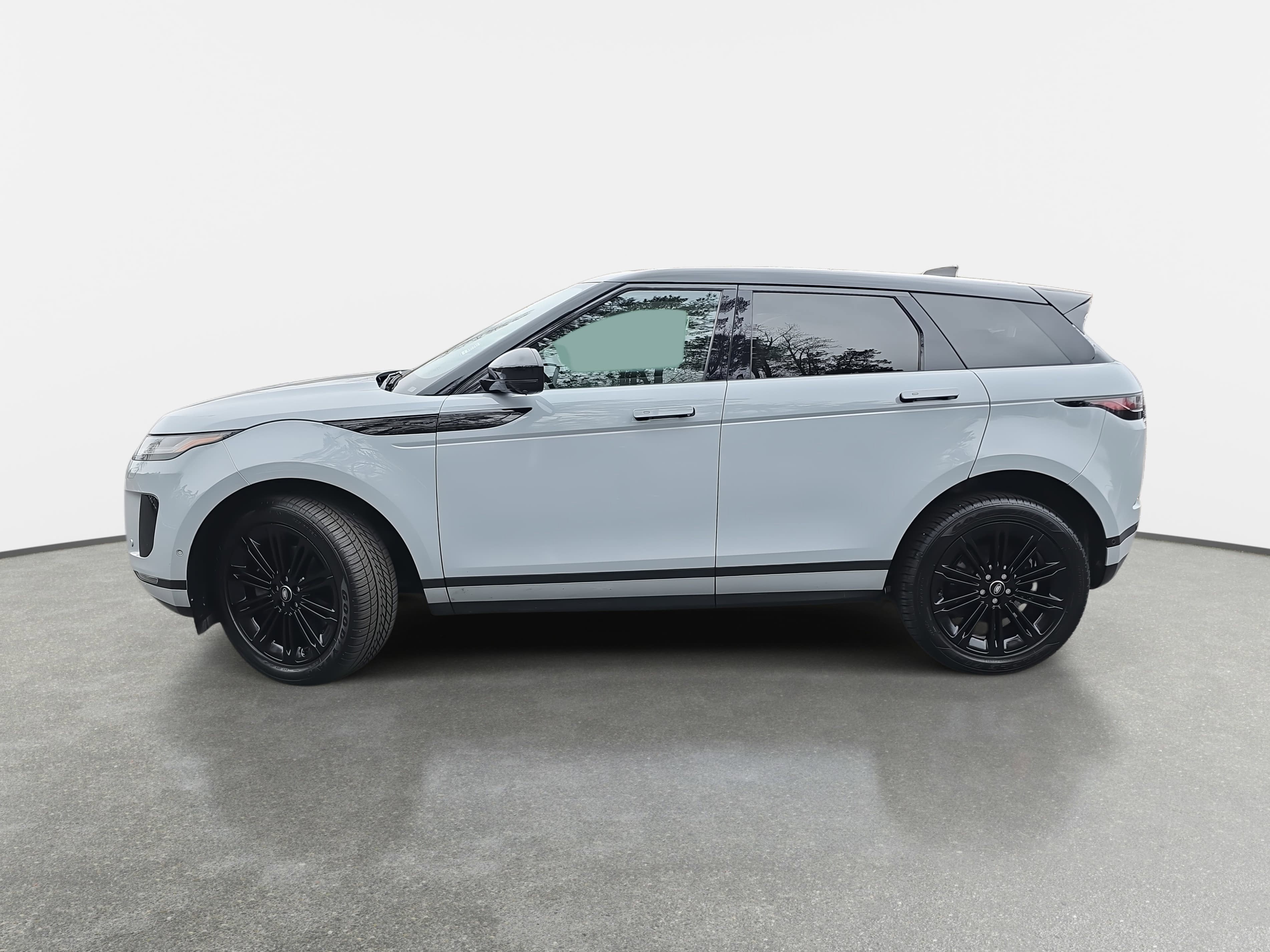2025 Land Rover Range Rover Evoque Core S