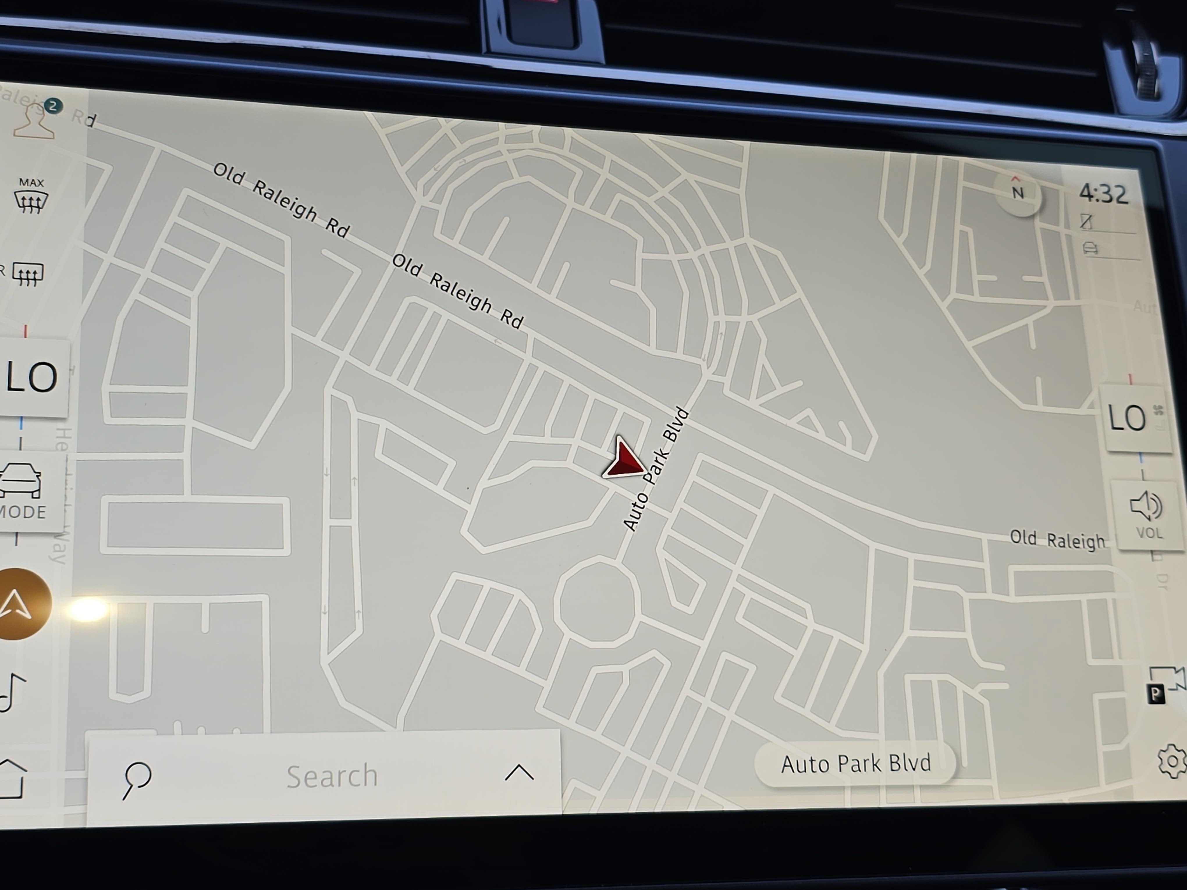 2026 Land Rover Range Rover Evoque Dynamic SE