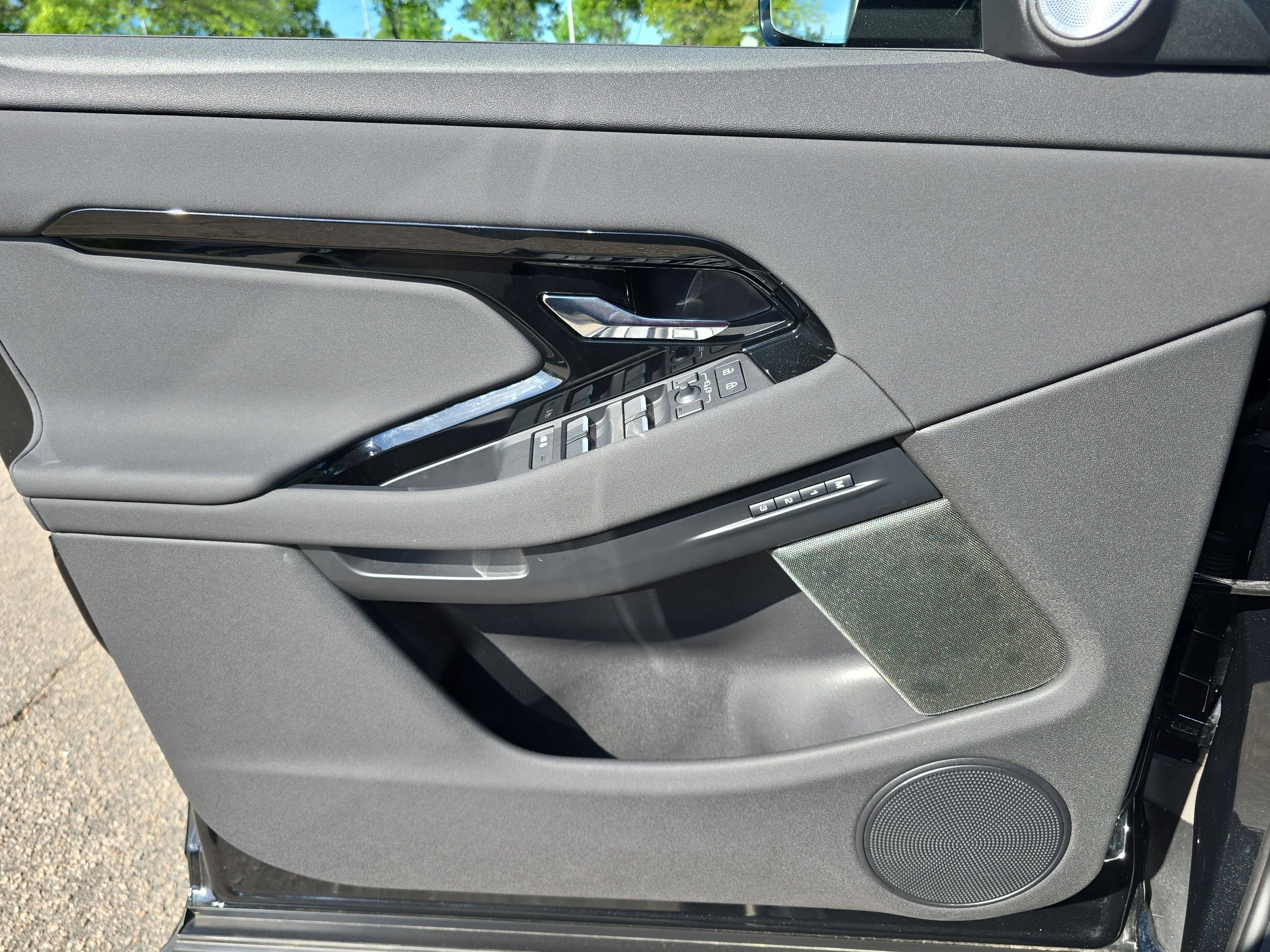 2026 Land Rover Range Rover Evoque Dynamic SE