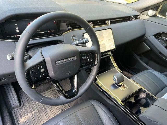 2026 Land Rover Range Rover Evoque Dynamic SE