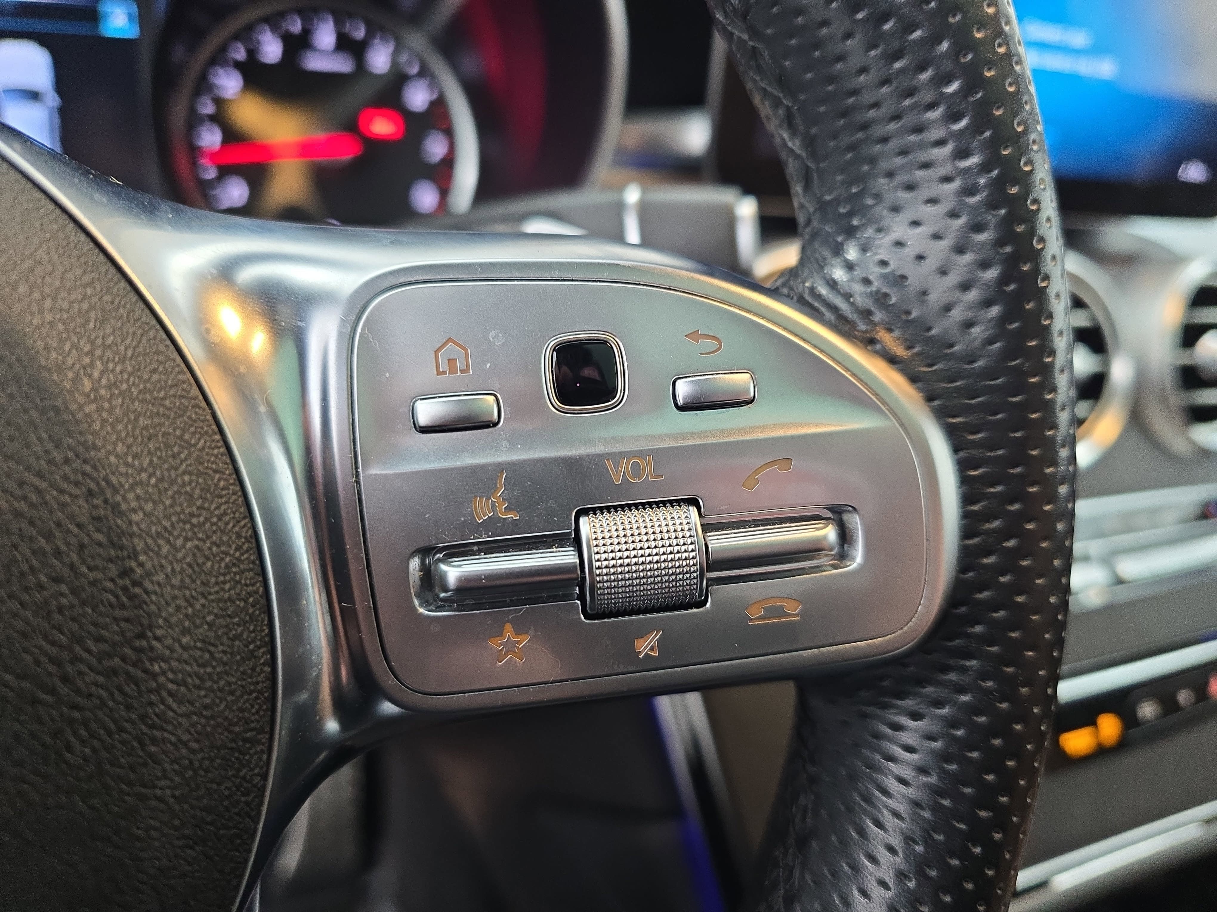 2022 Mercedes-Benz GLC GLC 300