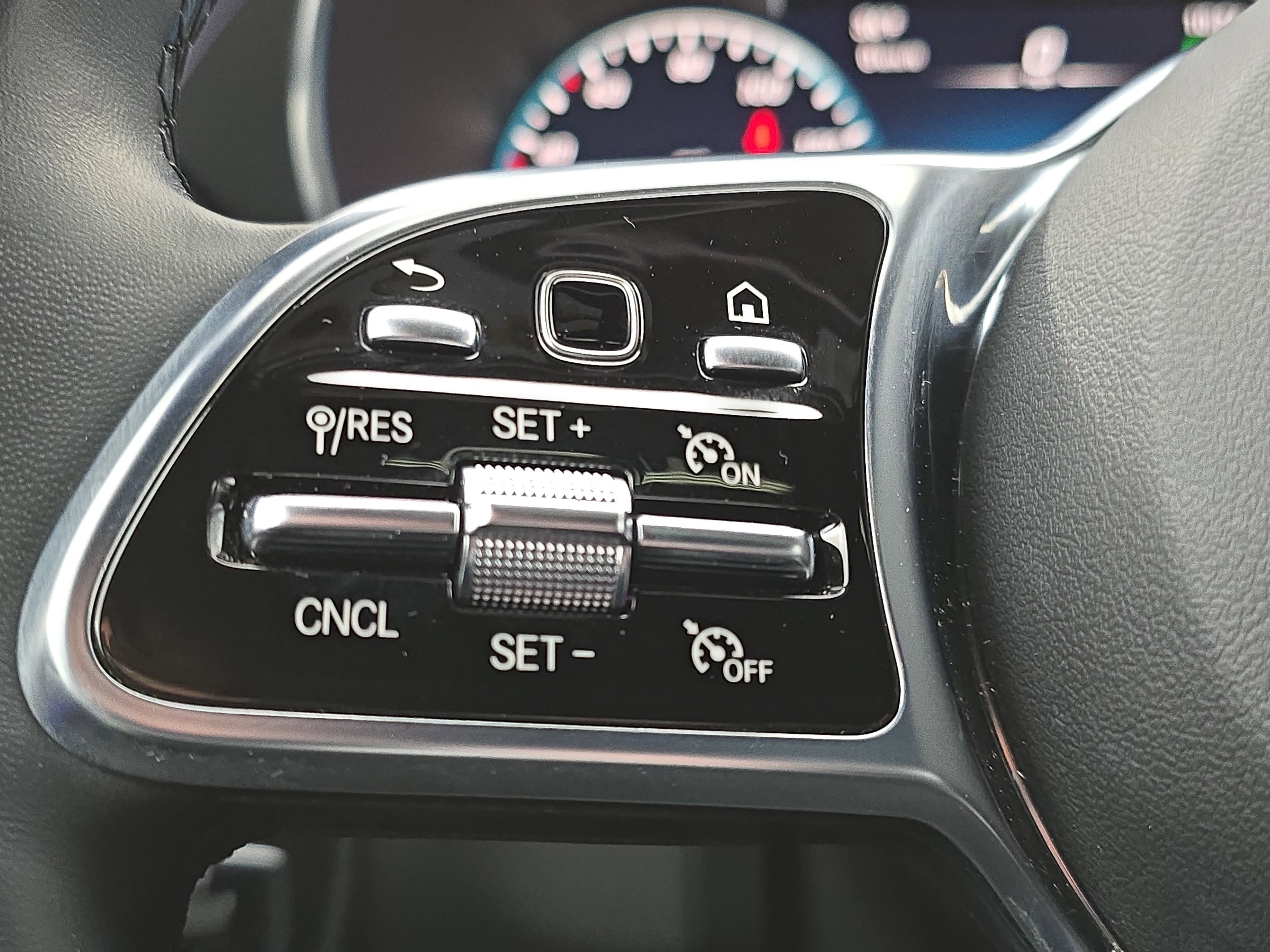 2023 Mercedes-Benz GLC GLC 300