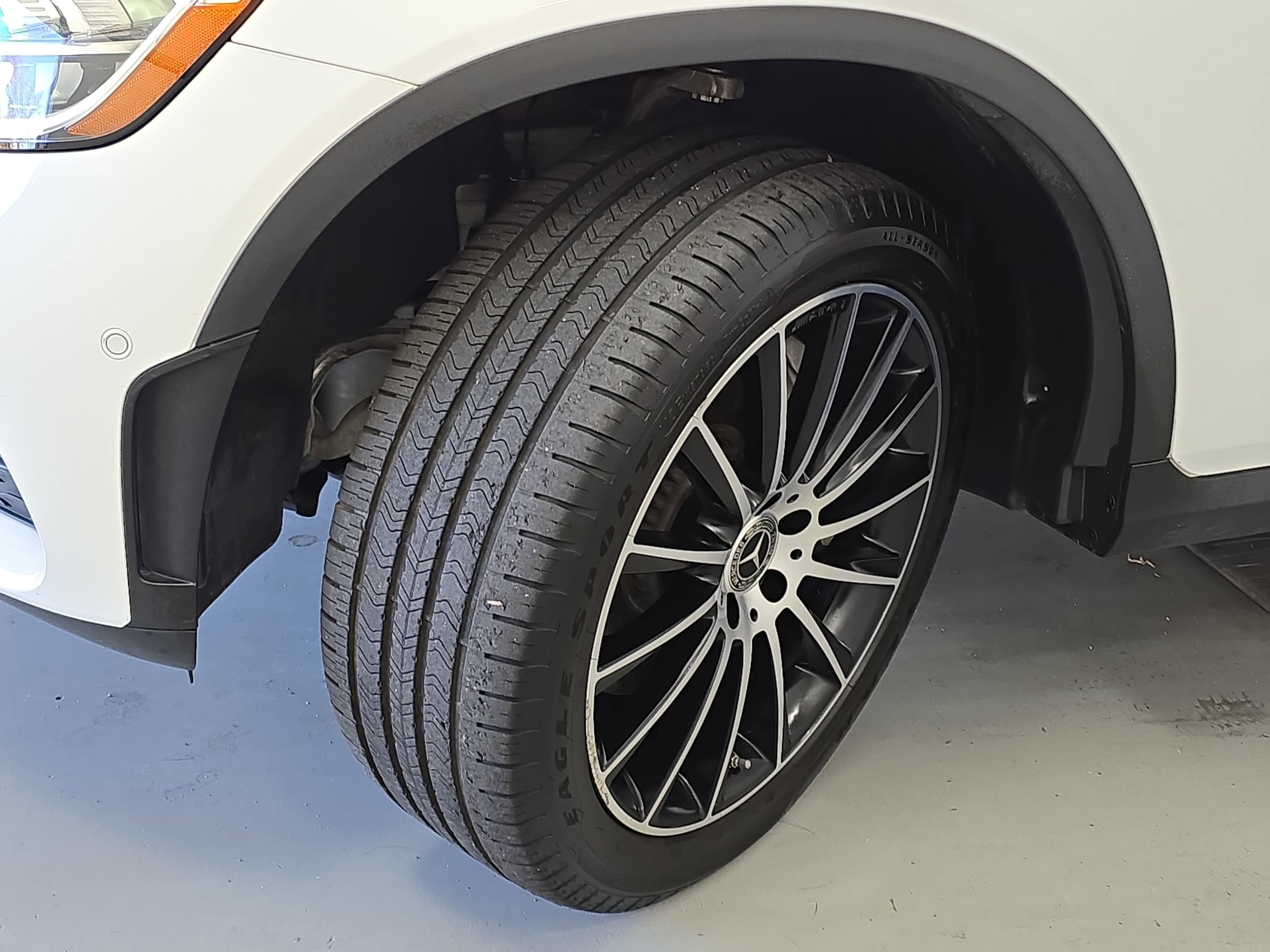 2023 Mercedes-Benz GLC GLC 300