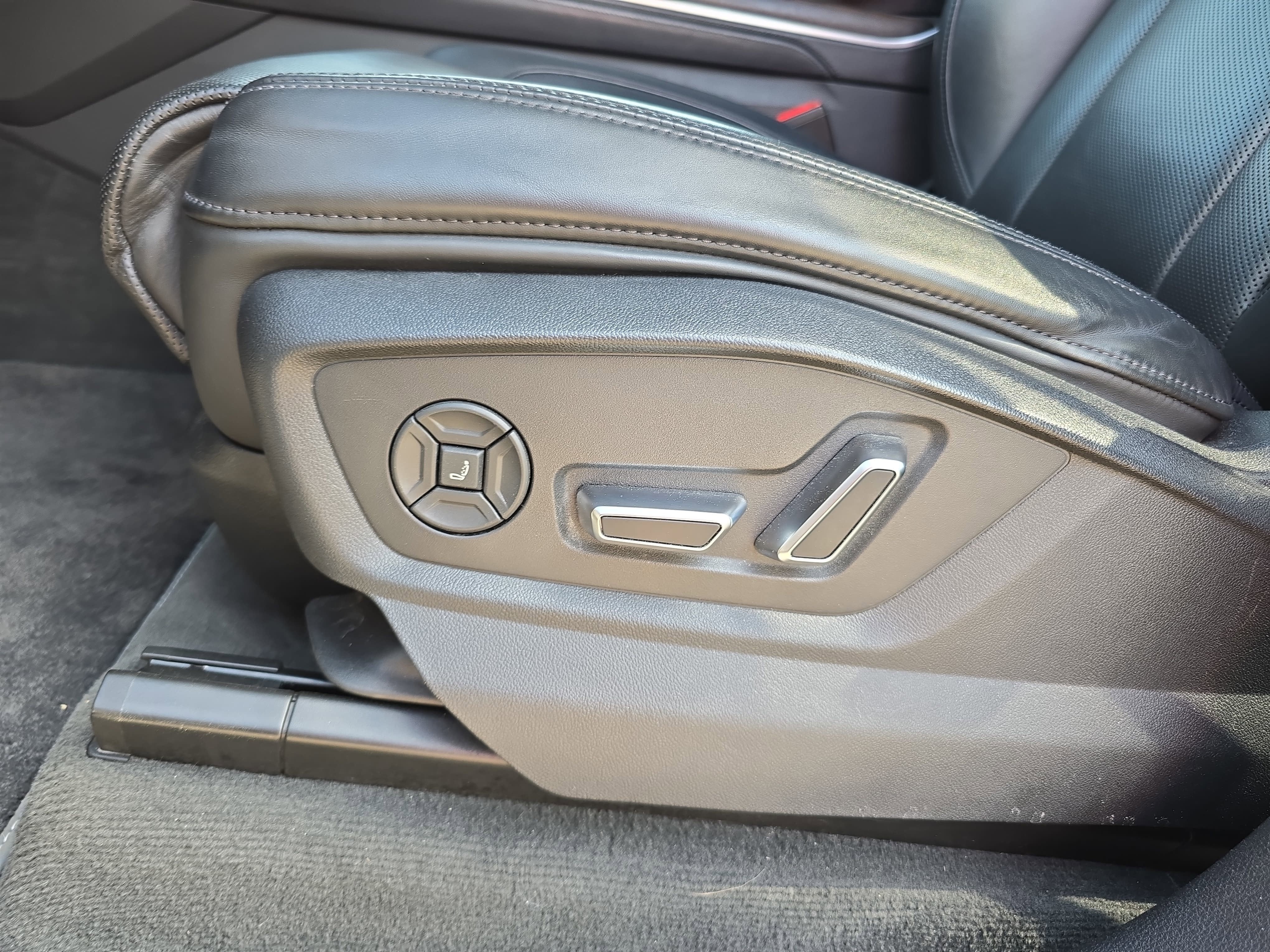 2019 Audi Q8 Prestige