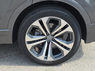 2019 Audi Q8 Prestige