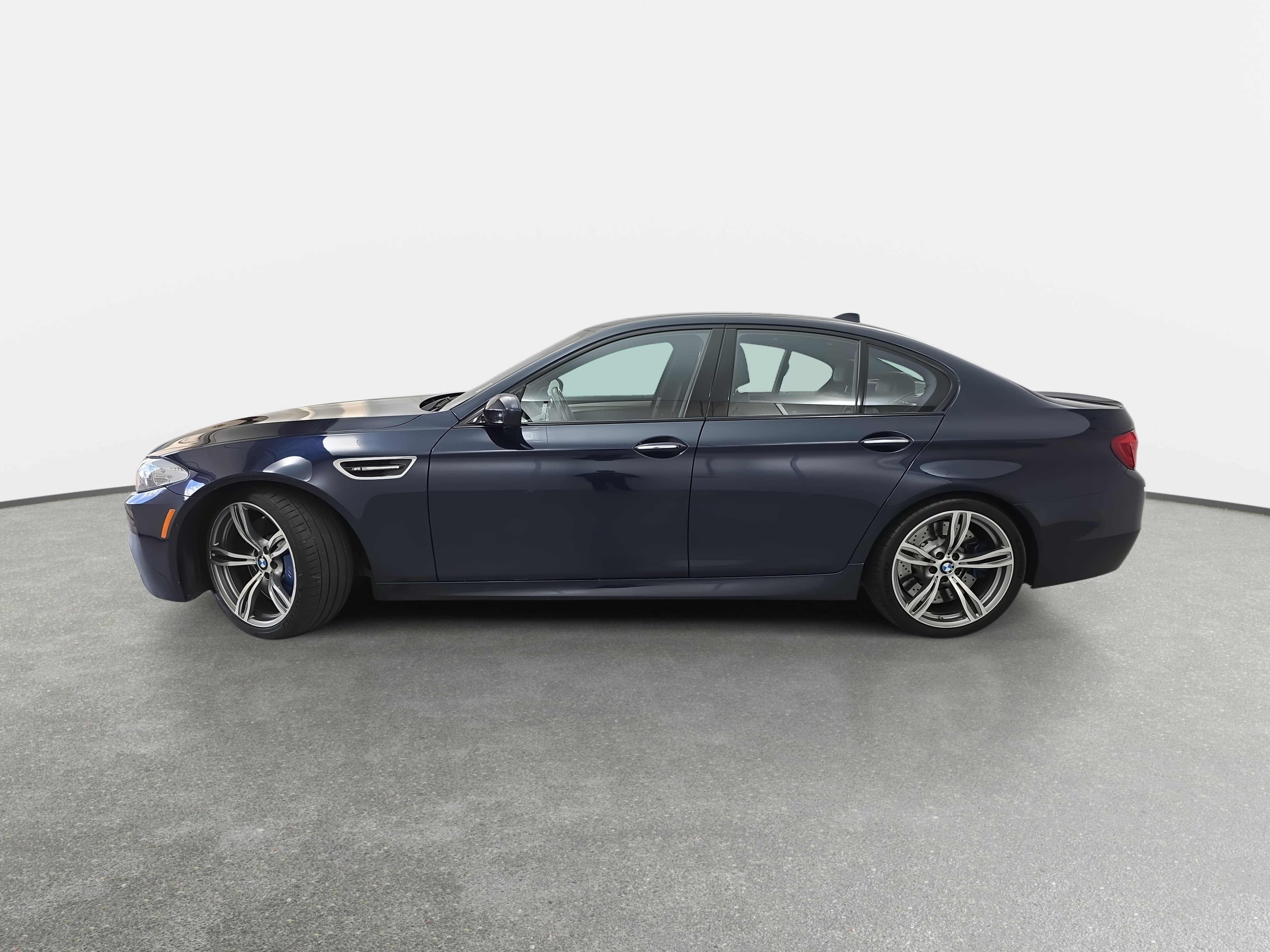 2013 BMW M5 Base
