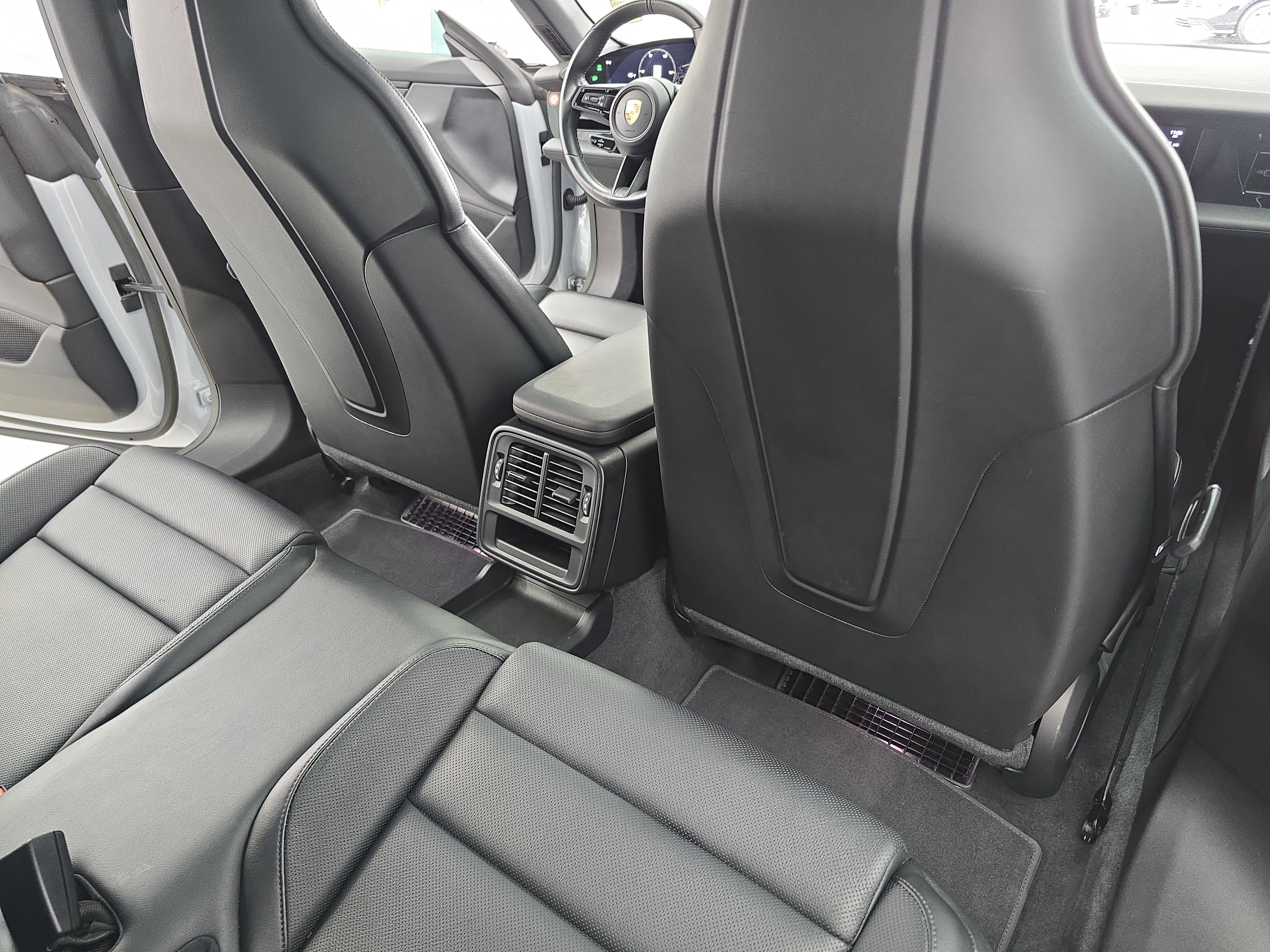 2023 Porsche Taycan Base