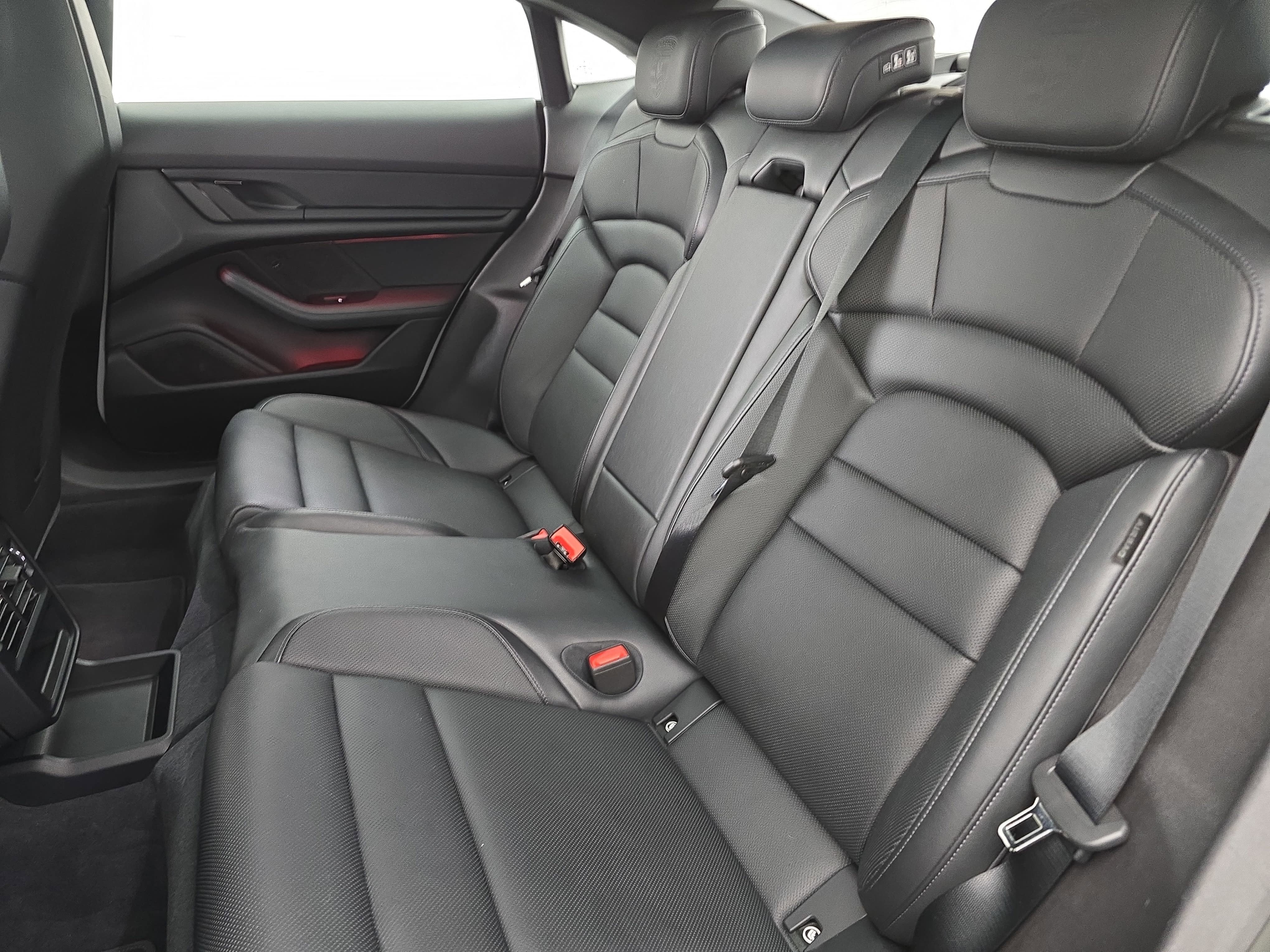 2023 Porsche Taycan Base